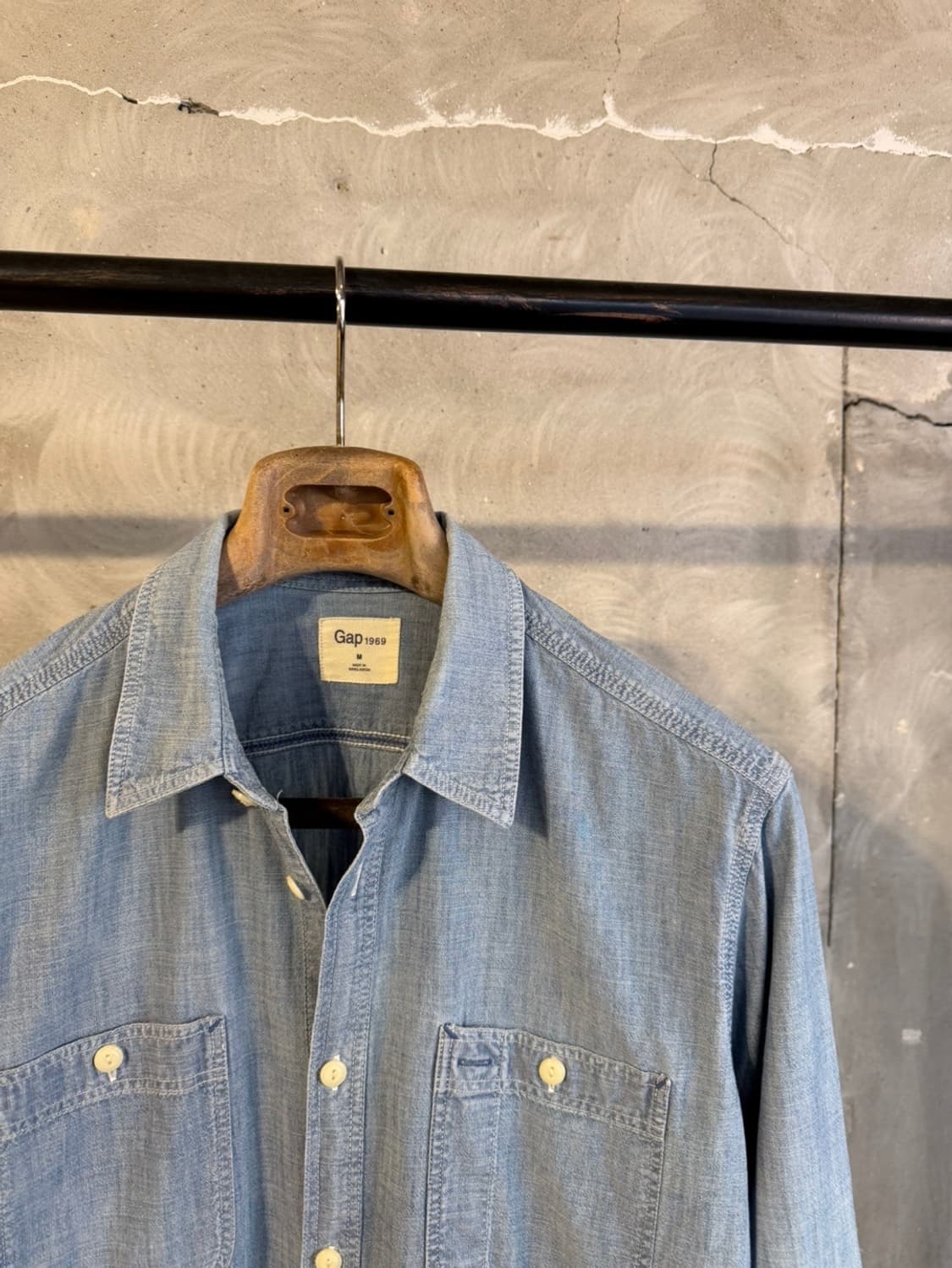 갭 1969 샴브레이 셔츠 100 상품이미지4