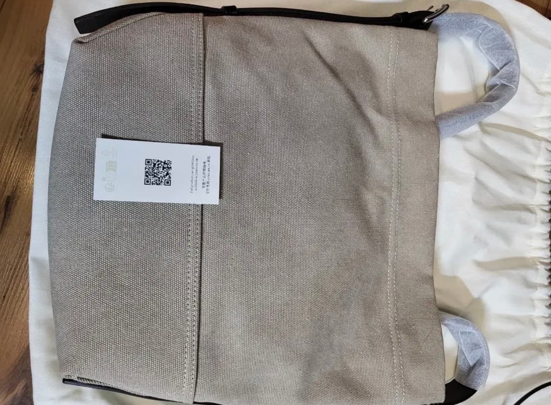 르메르 벨티트 토트백 스몰 다크 린넨 상품이미지4