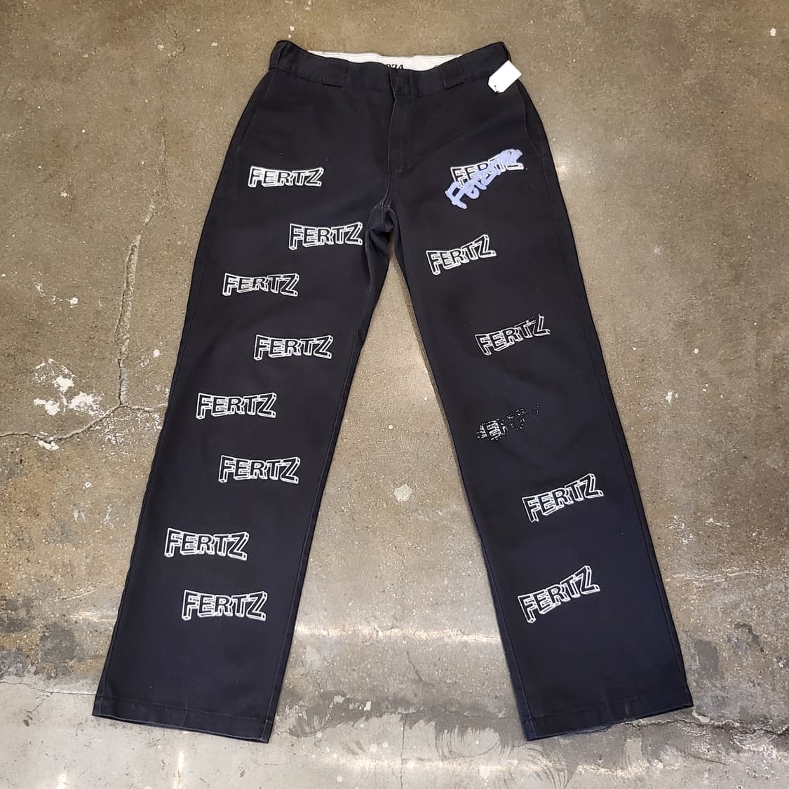 디키즈 874 FERTZ 프린팅 블랙 팬츠 상품이미지1