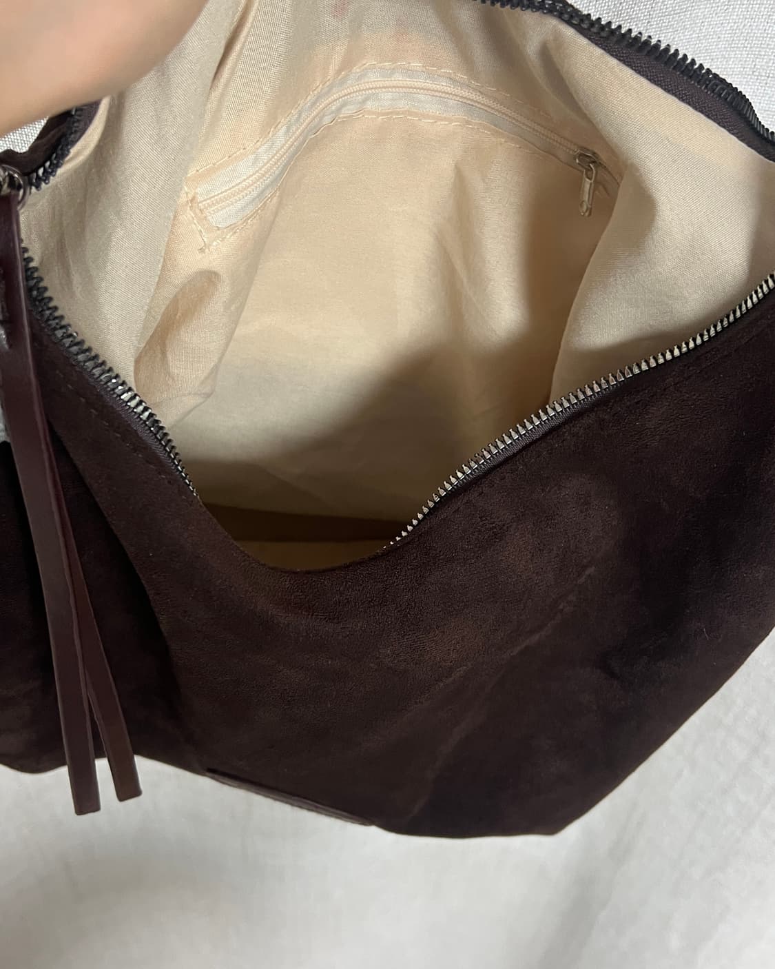 갈색 스웨이드 크로스백 숄더백 상품이미지3