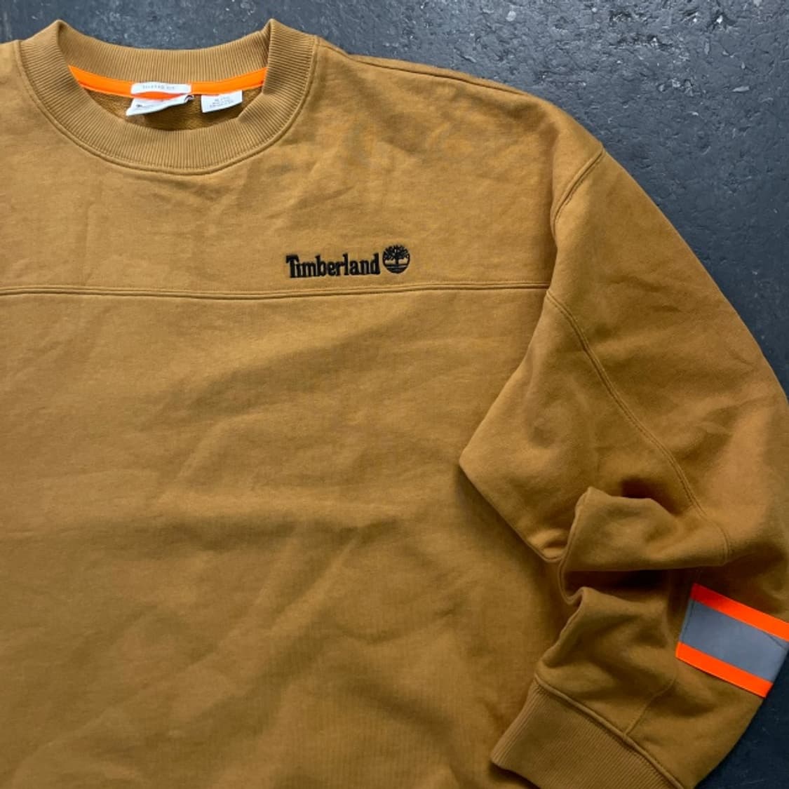 105 팀버랜드 맨투맨  상품이미지2