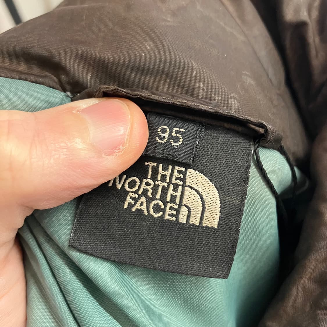 N126 노스페이스 경량 패딩 브라운 상품이미지3