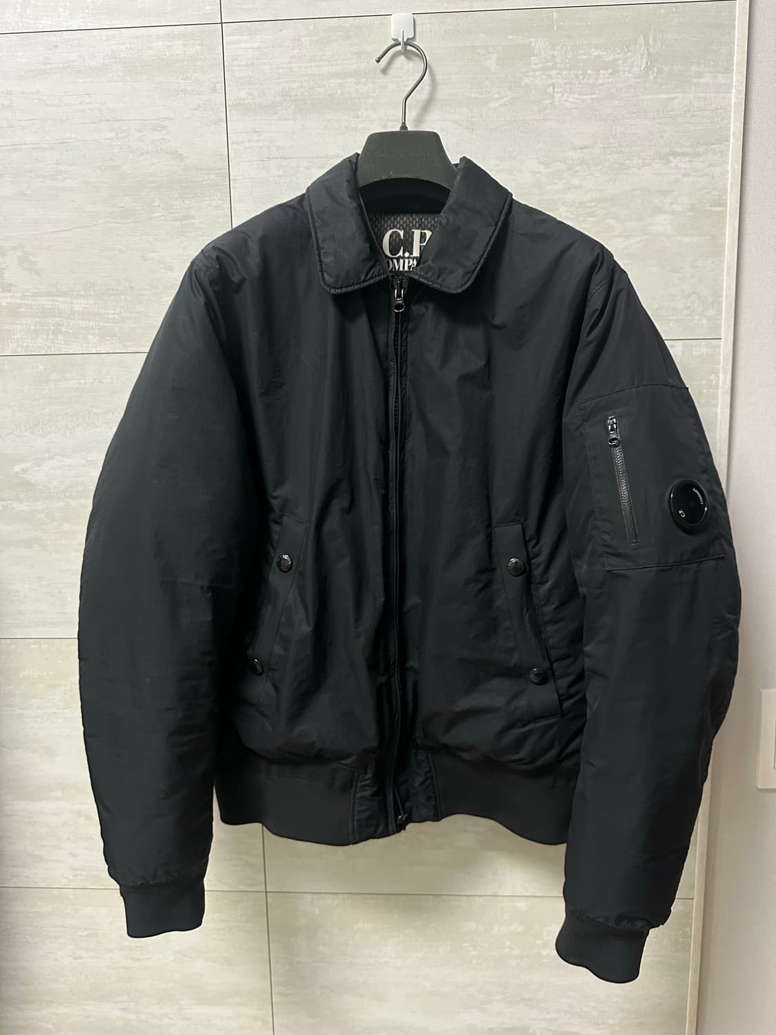 Cp 다운 패딩 자켓 50 상품이미지1