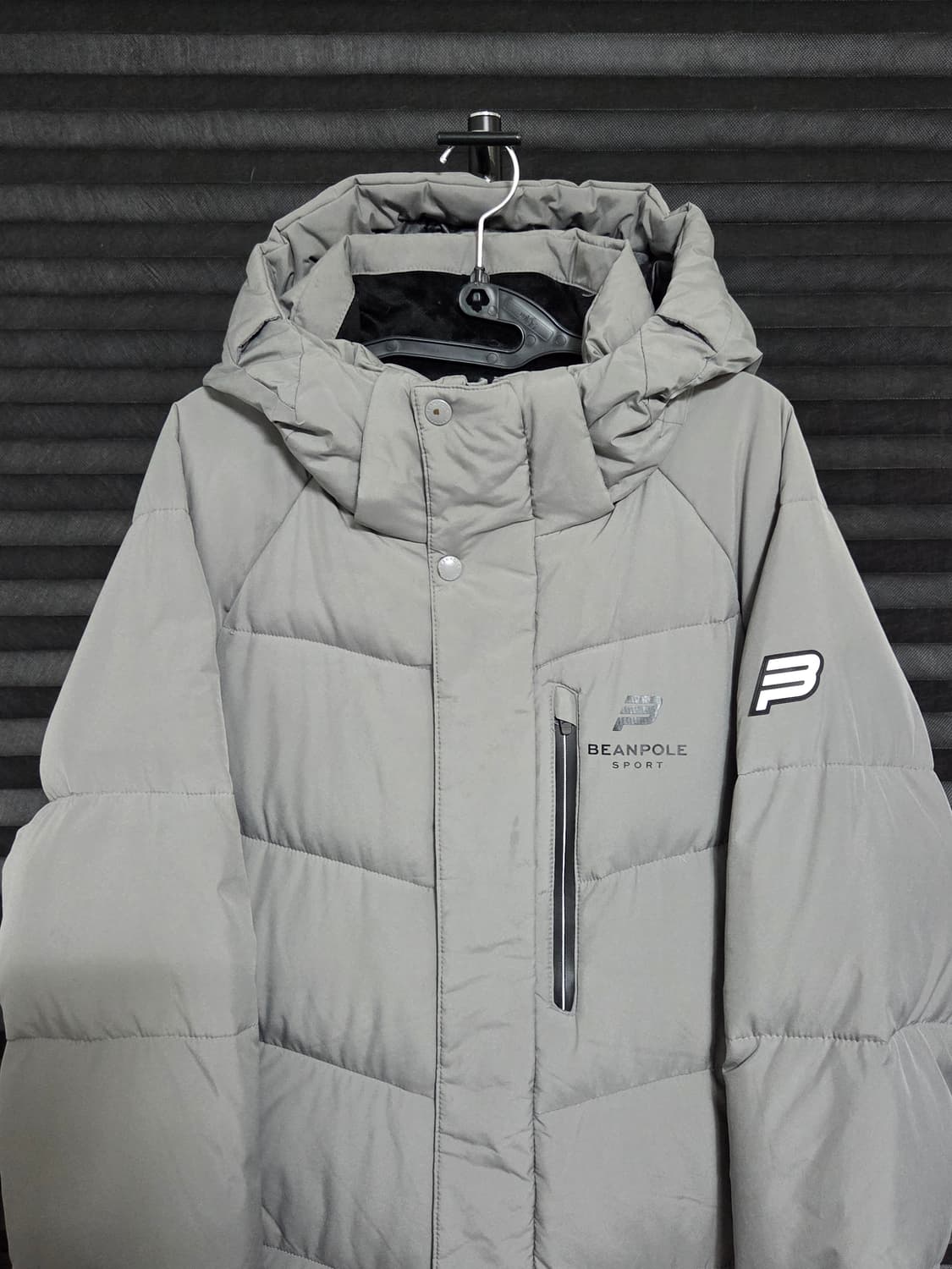 [빈폴] 구스다운 하프롱패딩 판매합니다. 상품이미지2