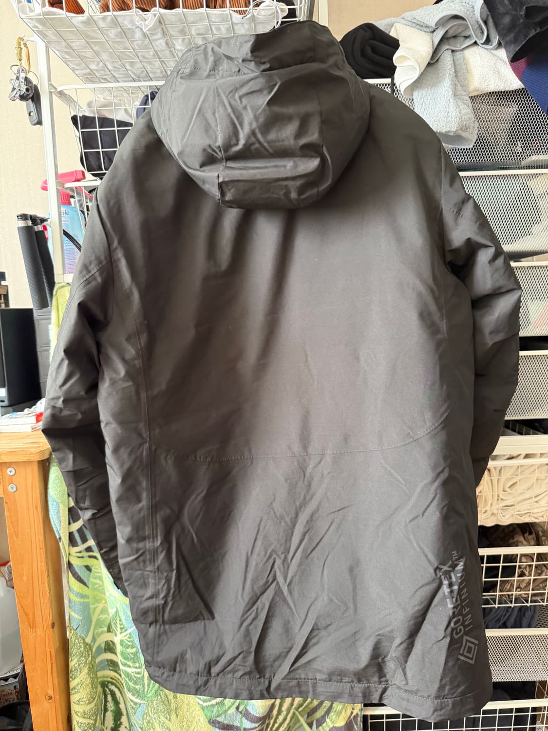 칼하트wip 고어텍스 파카 m사이즈 상품이미지4