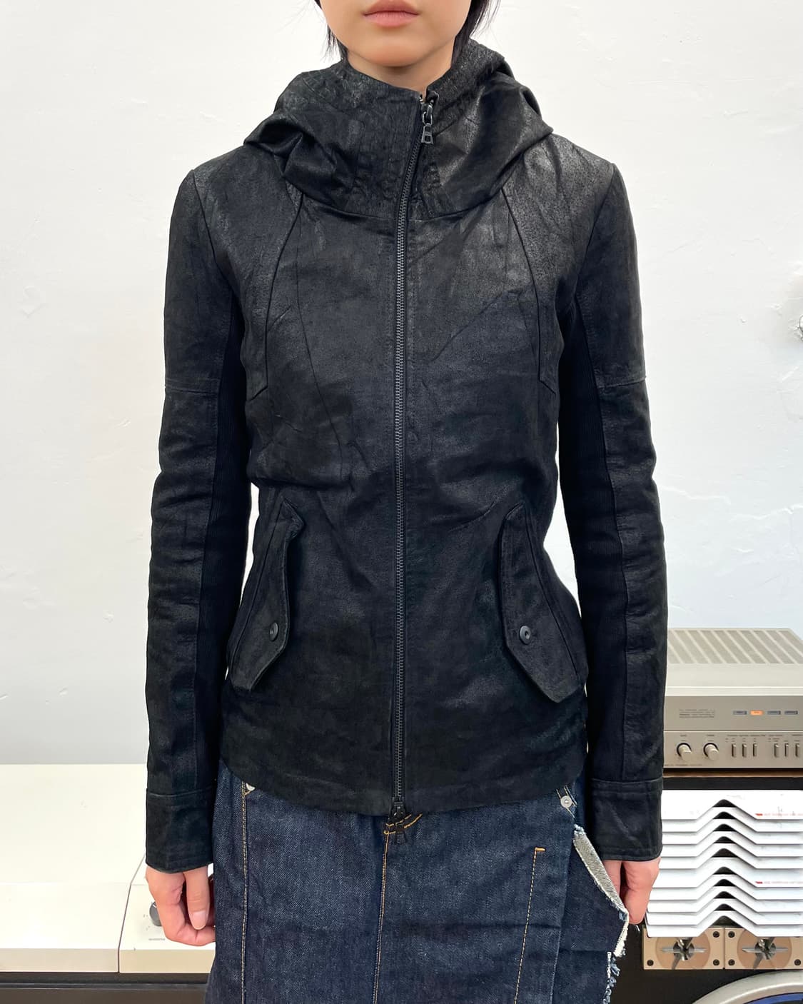 [1] NO ID 노아이디 레더 후드 자켓 상품이미지3