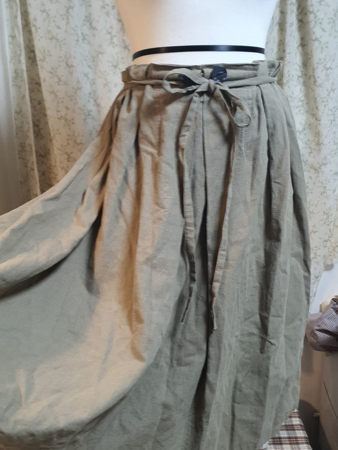 [빈티지] 카키색 롱 스커트 허리끈 치마 30 상품이미지2