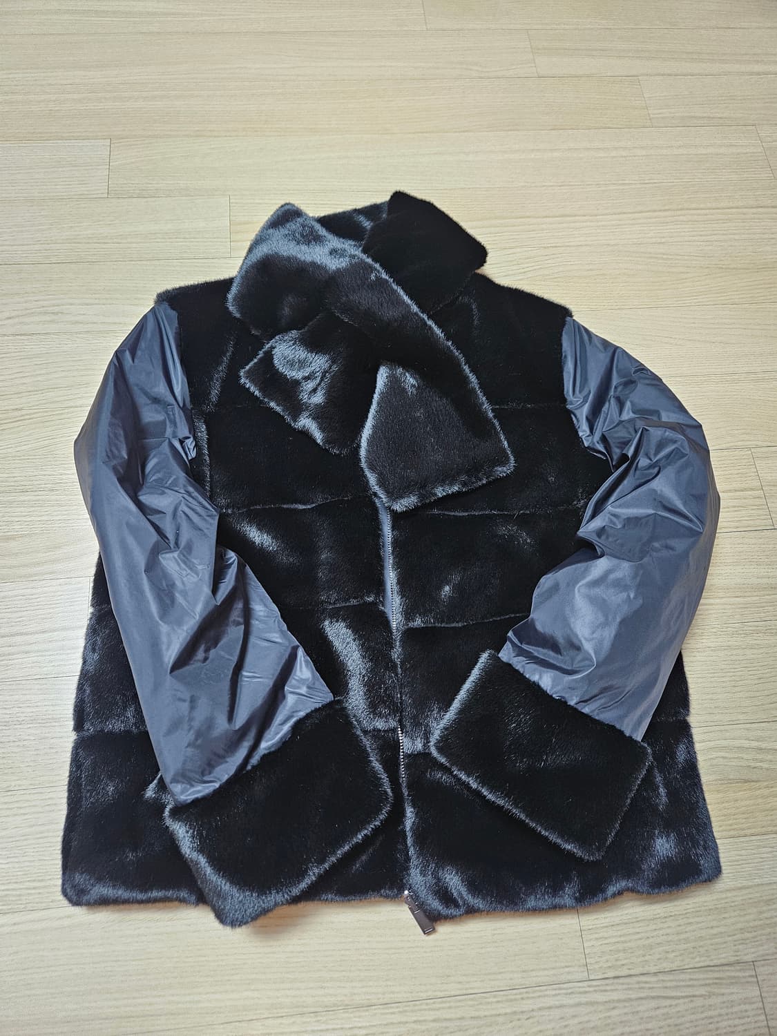 셀렙샵에디션의 FAUX밍크 헝가리구스다운 블랙  상품이미지3