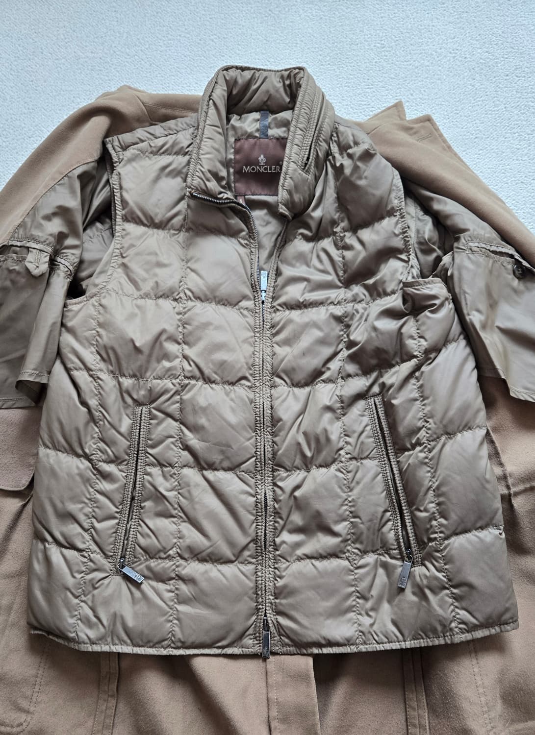 몽클레어 코듀류이 패딩 코트 상품이미지2