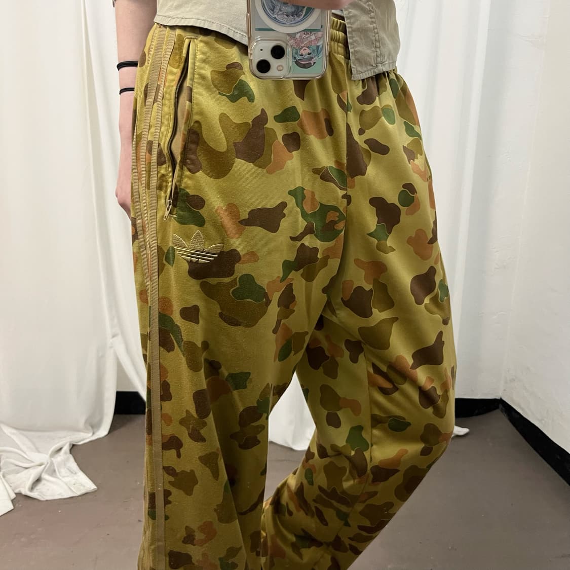 Adidas Firebird camo pants 상품이미지3