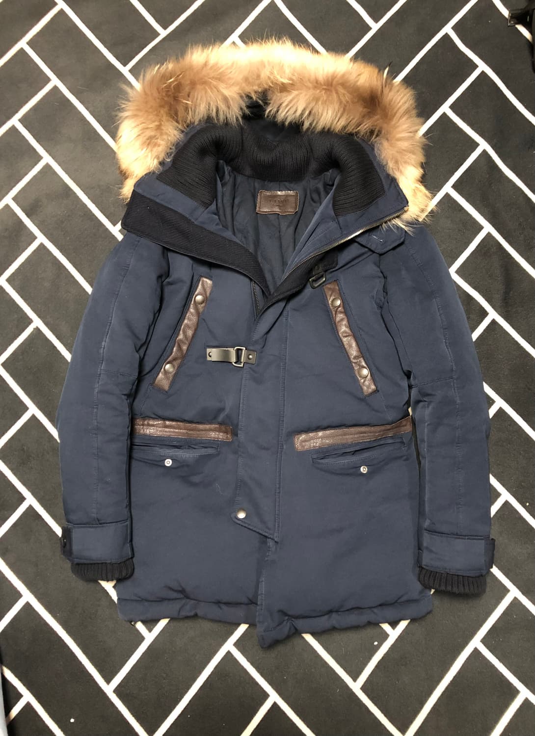 (횡재가)타임옴므 라쿤퍼 버클 구스패딩/솔리드 무스탕 톰포드 몽클레어 상품이미지5