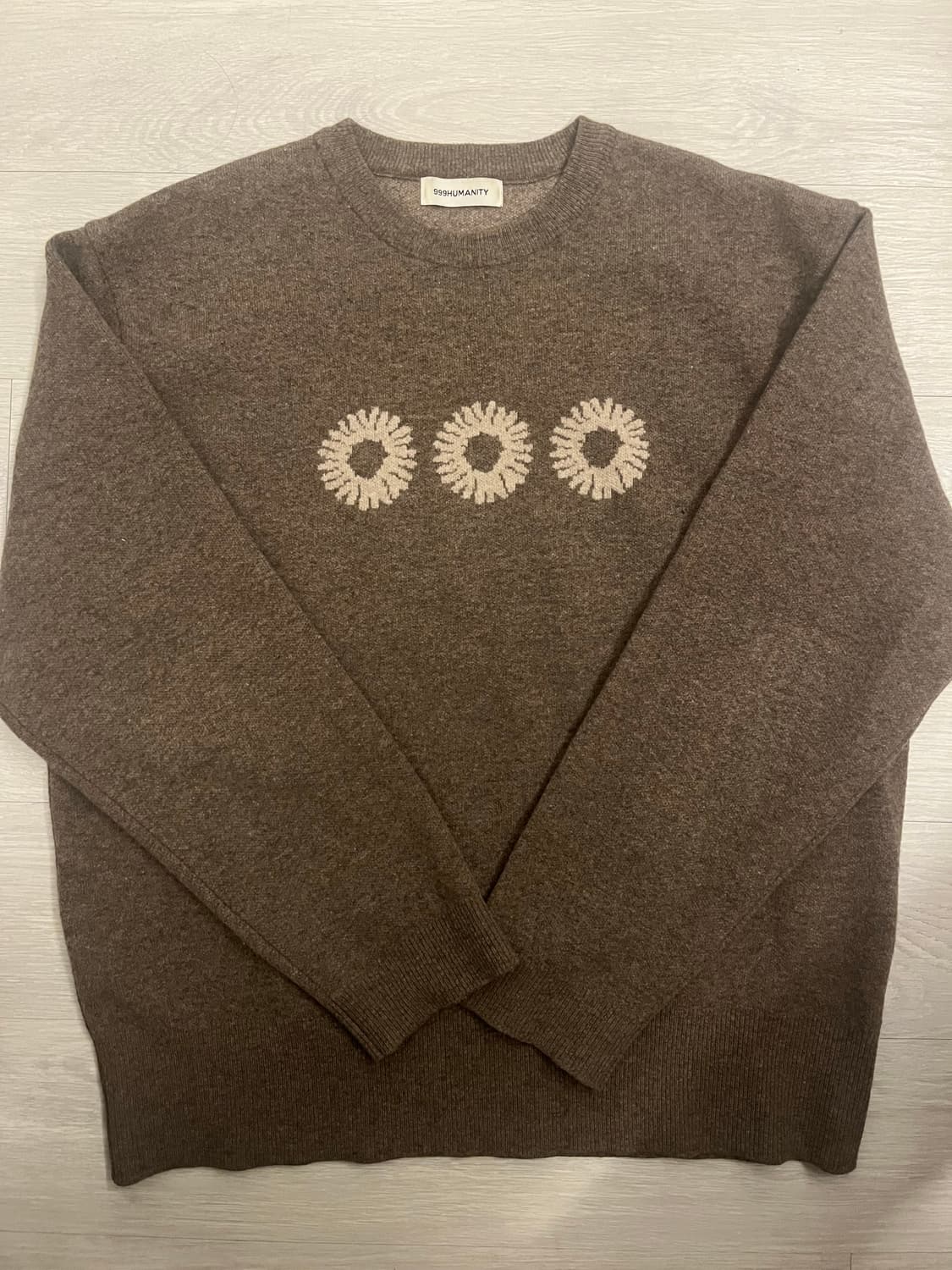 999휴머니티 로고 크루넥 니트 브라운 멜(3) 상품이미지2