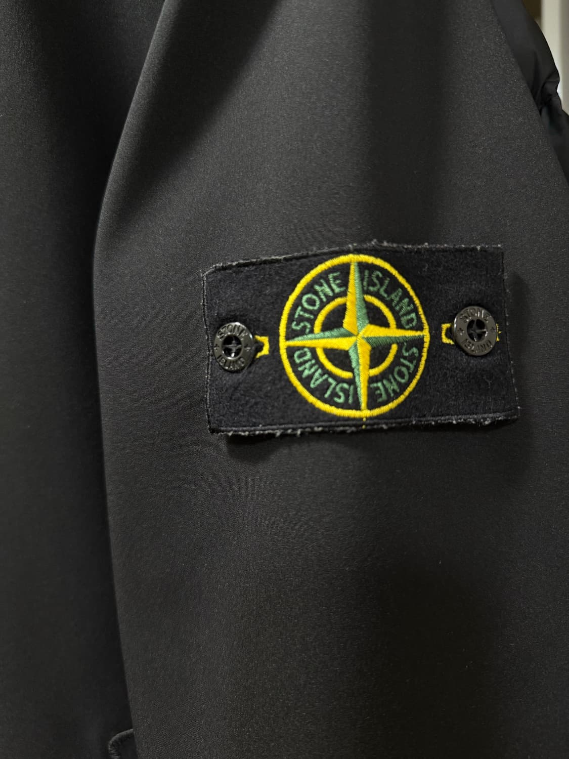 스톤 아일랜드 와펜 소트쉘 집업 자켓 XL 상품이미지3