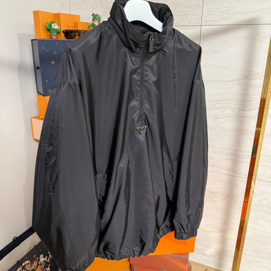 [XL사이즈]프라다 삼각로고 리나일론 아노락 자켓 상품이미지2