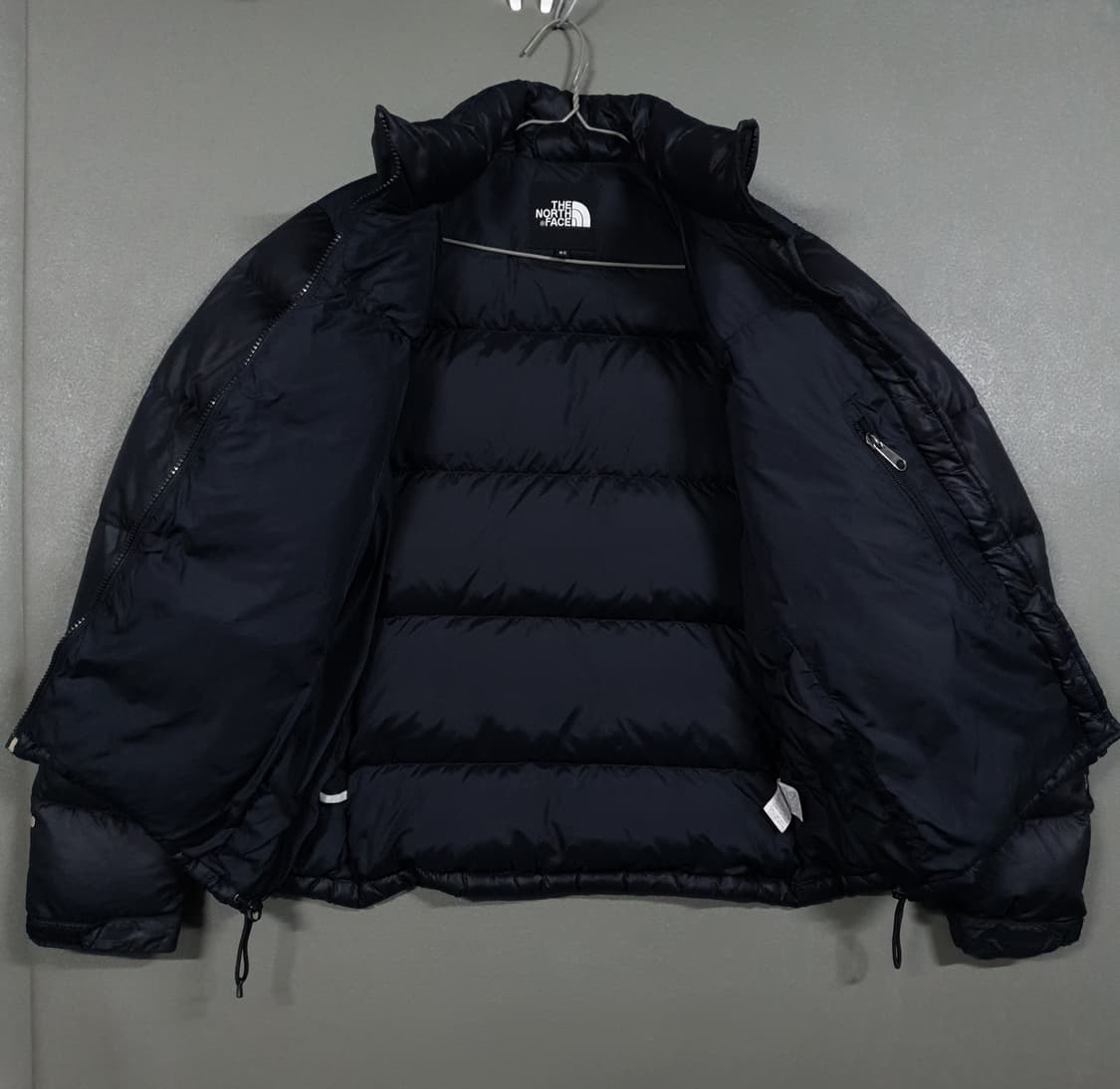 여성 85 (M) 노스페이스 700필 눕시 구스다운 푸퍼 패딩 점퍼 블랙 상품이미지7
