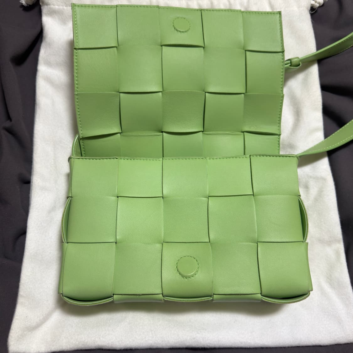 보테가베네타 카세트백 크로스백 상품이미지3