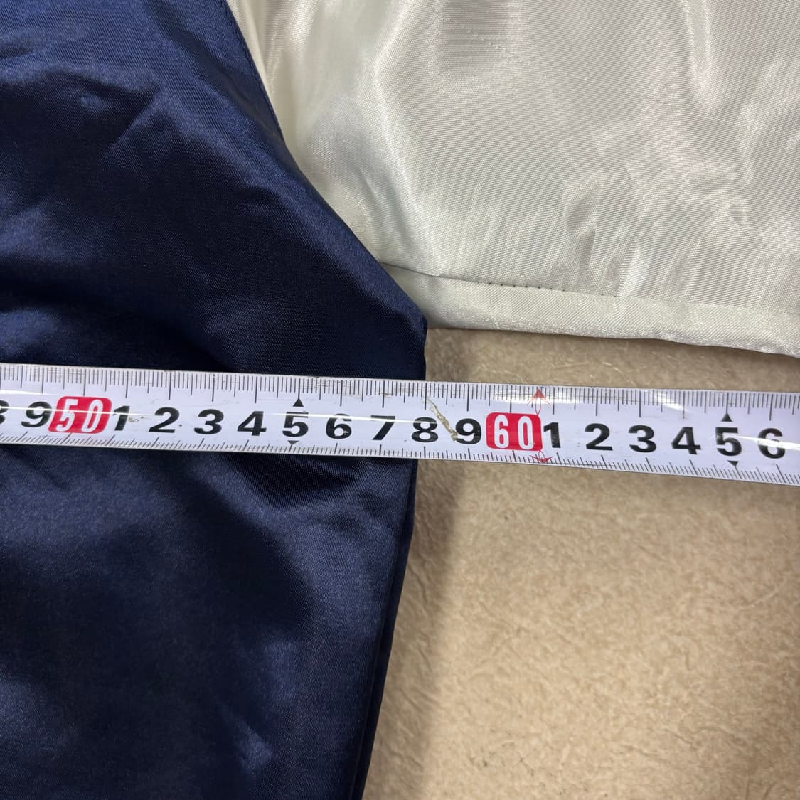 언더에어 벚꽃 투톤 바시티 자켓 상품이미지6