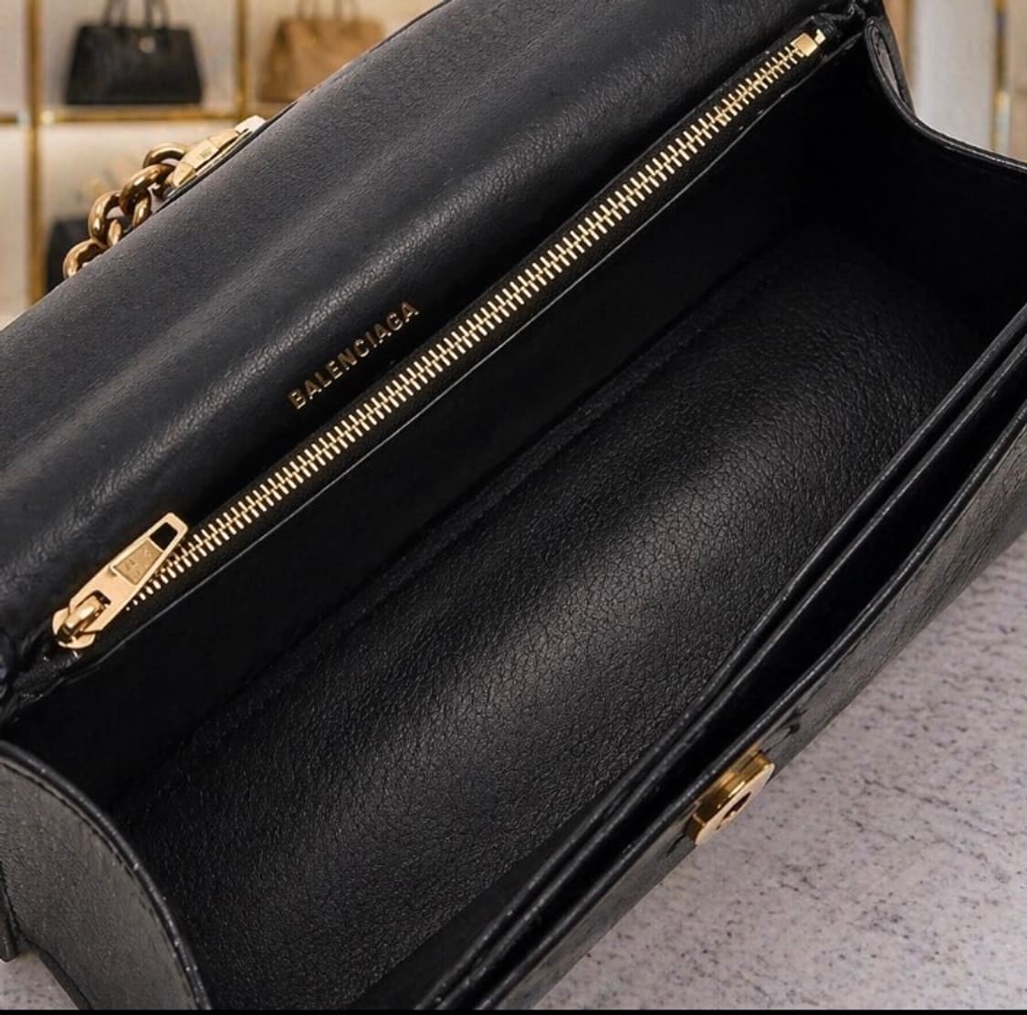 [A급] 발렌시아가 크러쉬 체인 숄더백 스몰 판매합니다!!! 상품이미지4