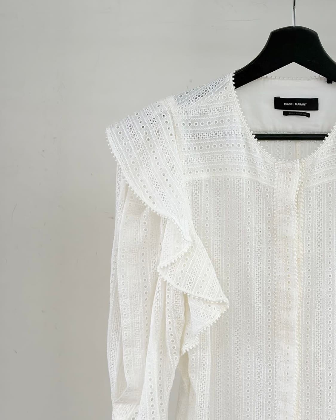 이자벨마랑 화이트 겟일리아 러플 라운드넥 블라우스  상품이미지2