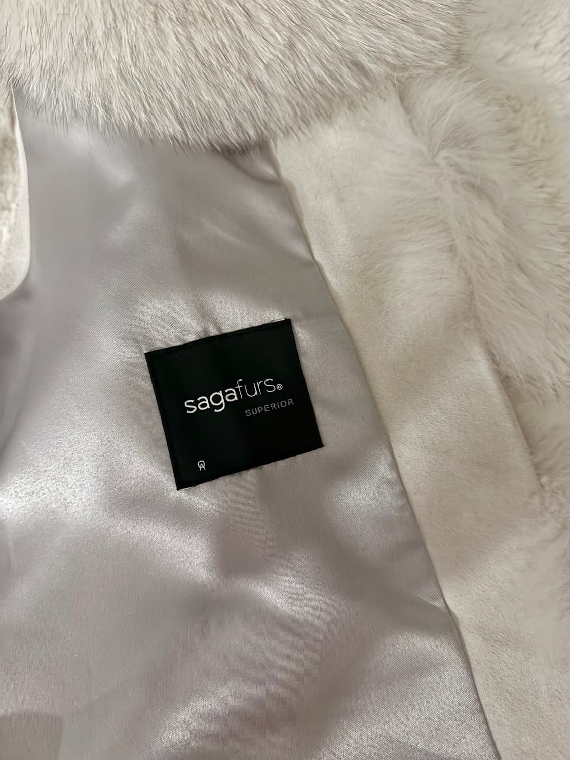 사가폭스 퍼 베스트 아이보리 (원가 64만원) 상품이미지2