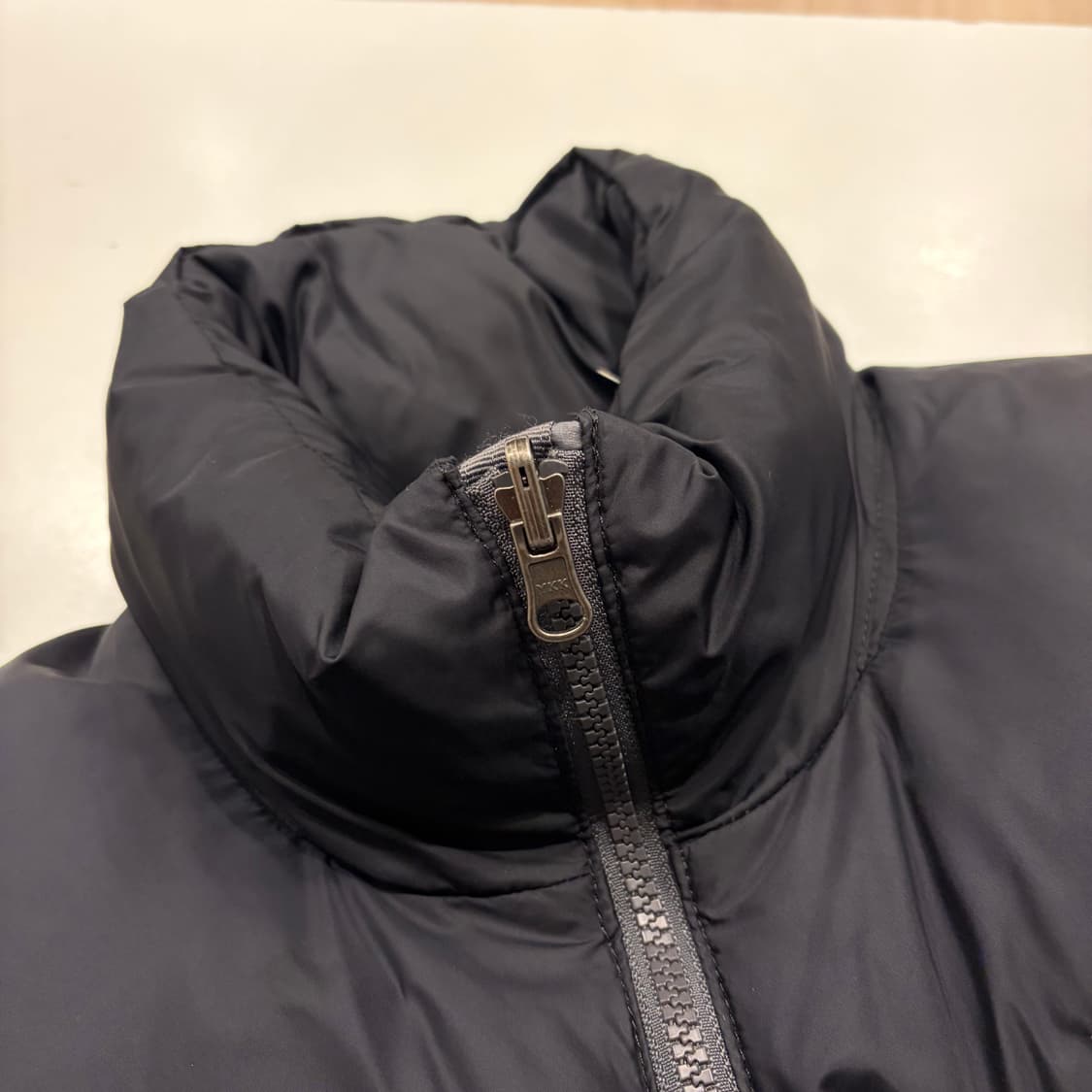 [95] 노스페이스 700 다운 눕시 패딩 회색/블랙 B575 상품이미지5