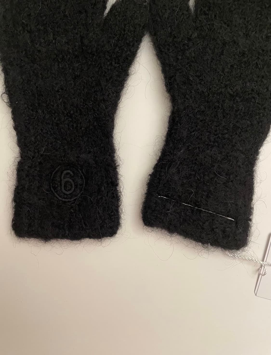 mm6 타비 모헤어 장갑 상품이미지3