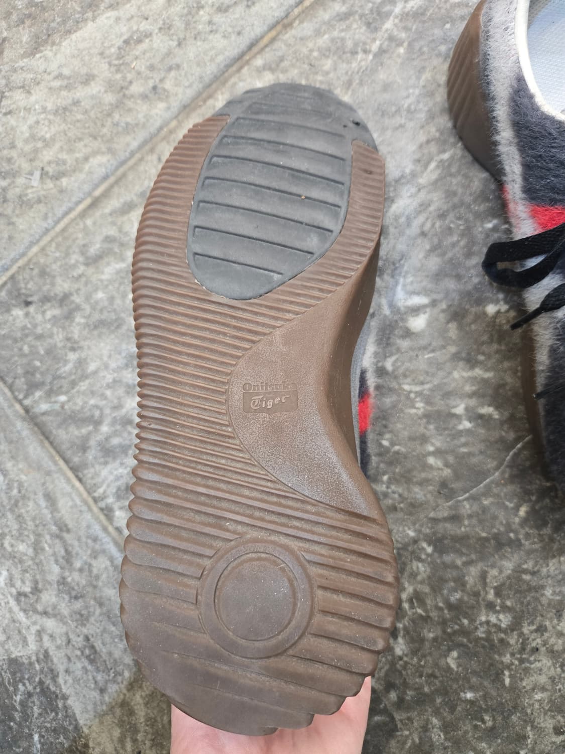 오니츠카타이거 빈티지 털 운동화 상품이미지3