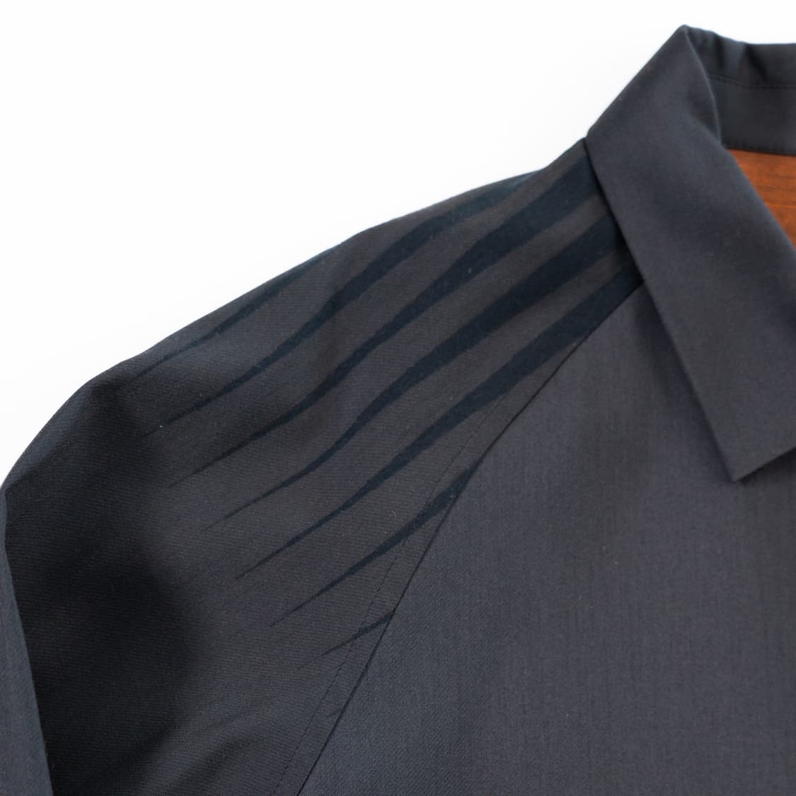 Issey Miyake 16-17AW 선버스트 슬리브 코치 자켓 상품이미지6