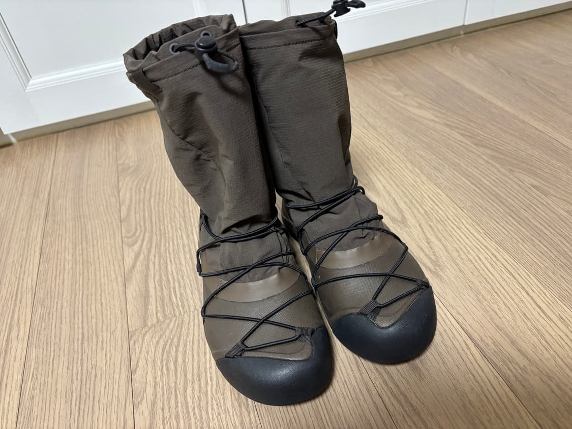 새상품급 휠라 Fila 페이토 레인부츠 여성230 다크초코색 상품이미지3