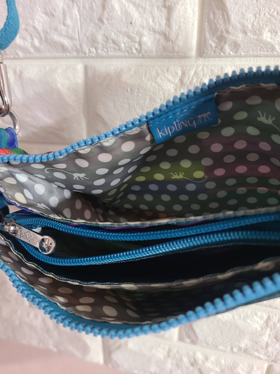 키플링 스트라이프 크로스백 상품이미지3