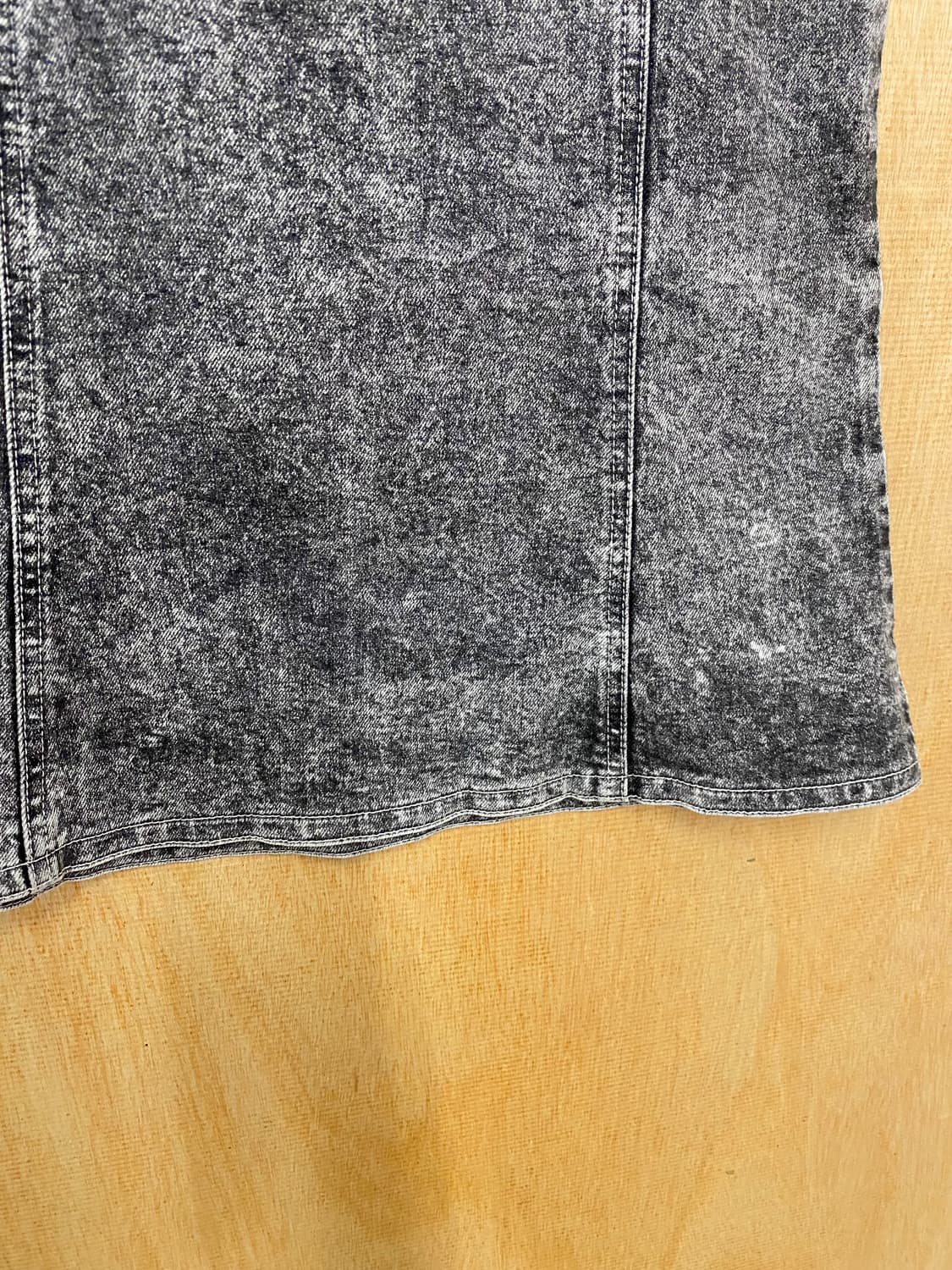 BURBERRY stone washed denim skirt 상품이미지6