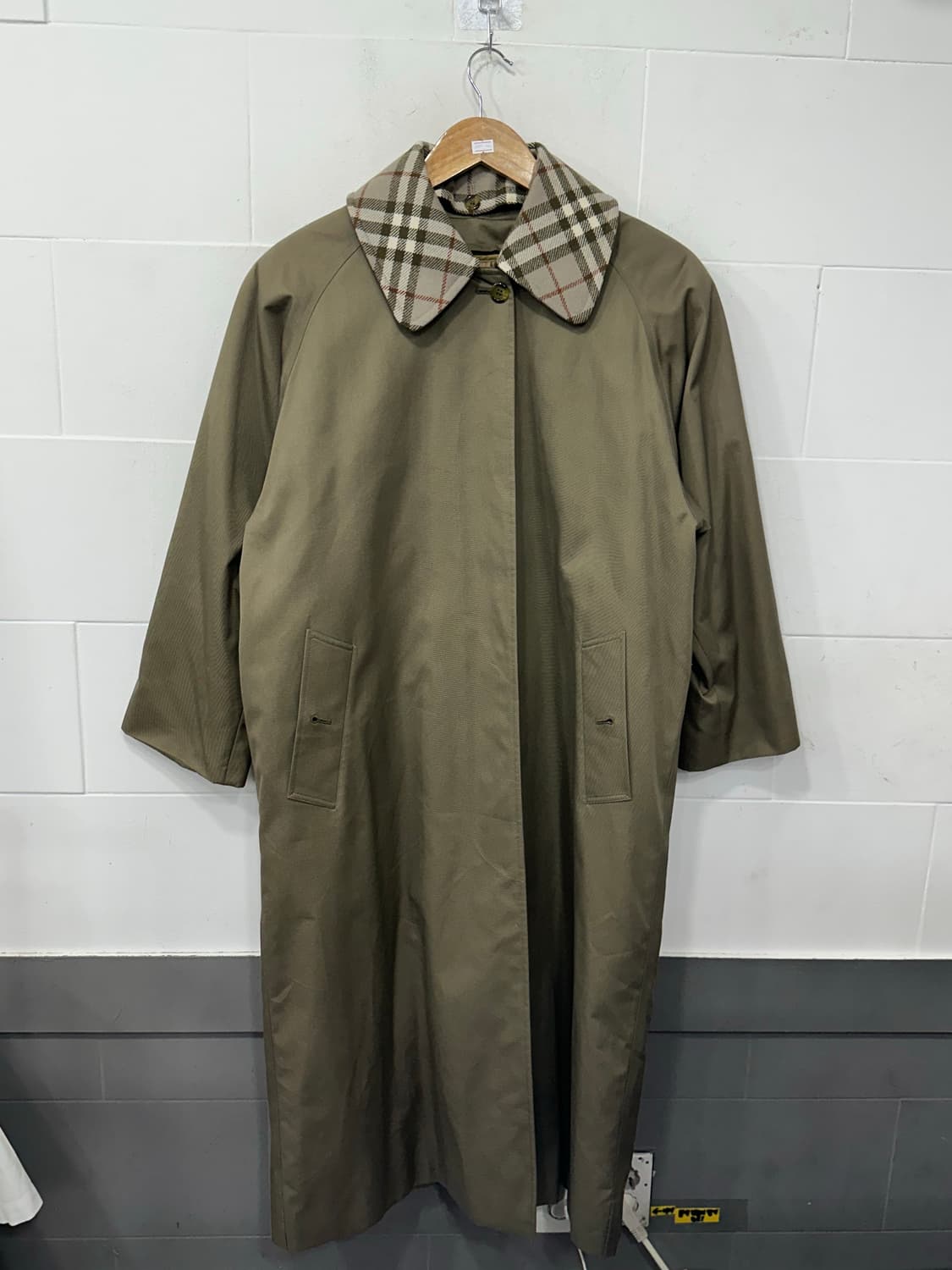 버버리 롱 코트 상품이미지1