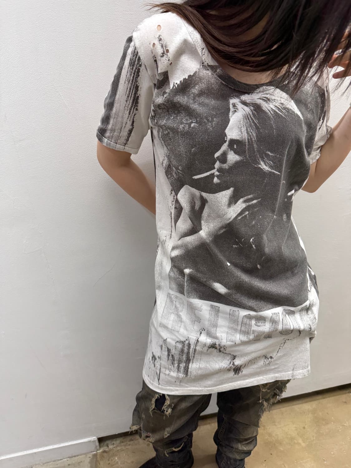 릴리전 그런지 실루엣 티셔츠 상품이미지7