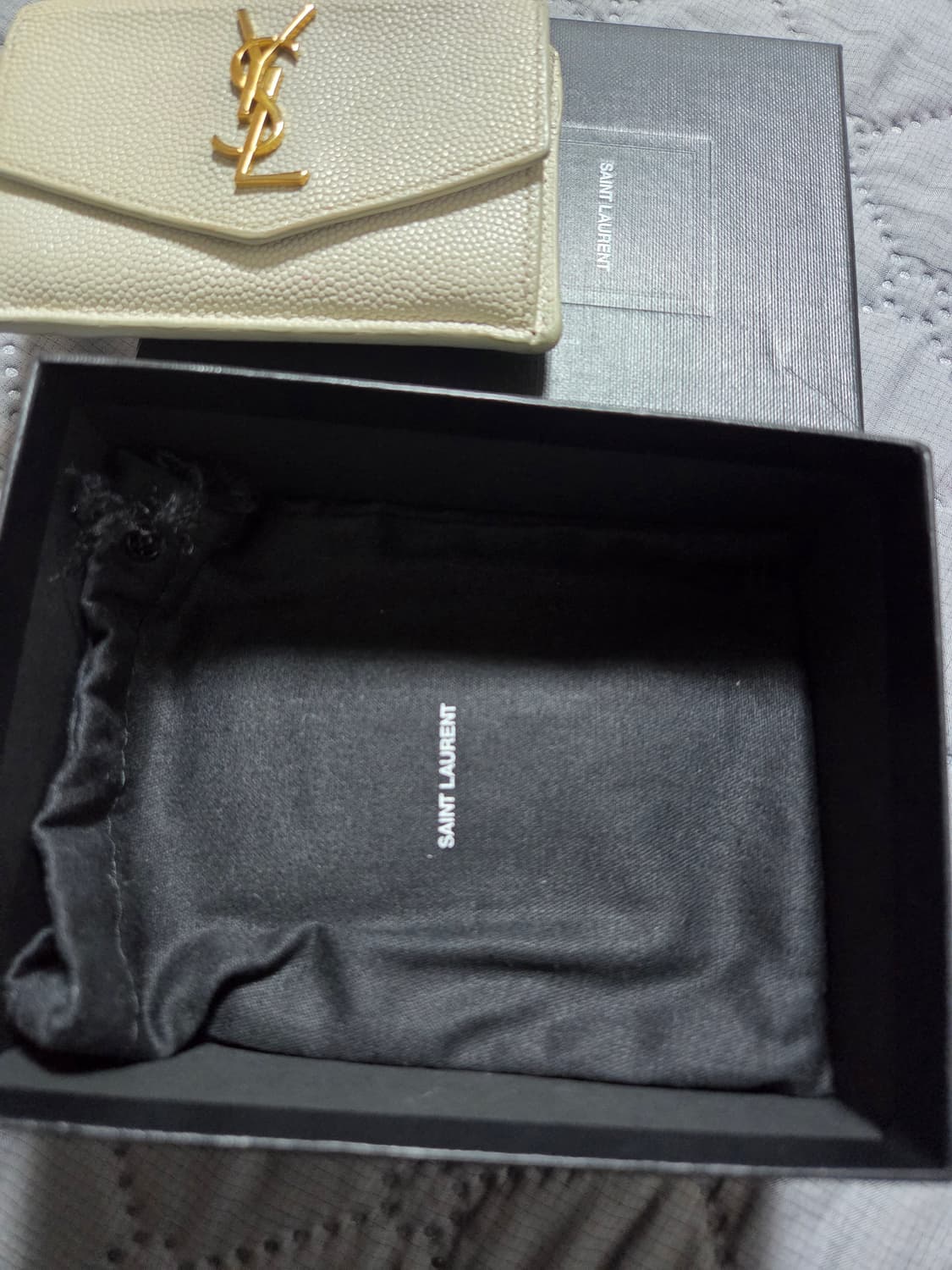 생로랑 업타운 그랑드 뿌드르 카드지갑 상품이미지1