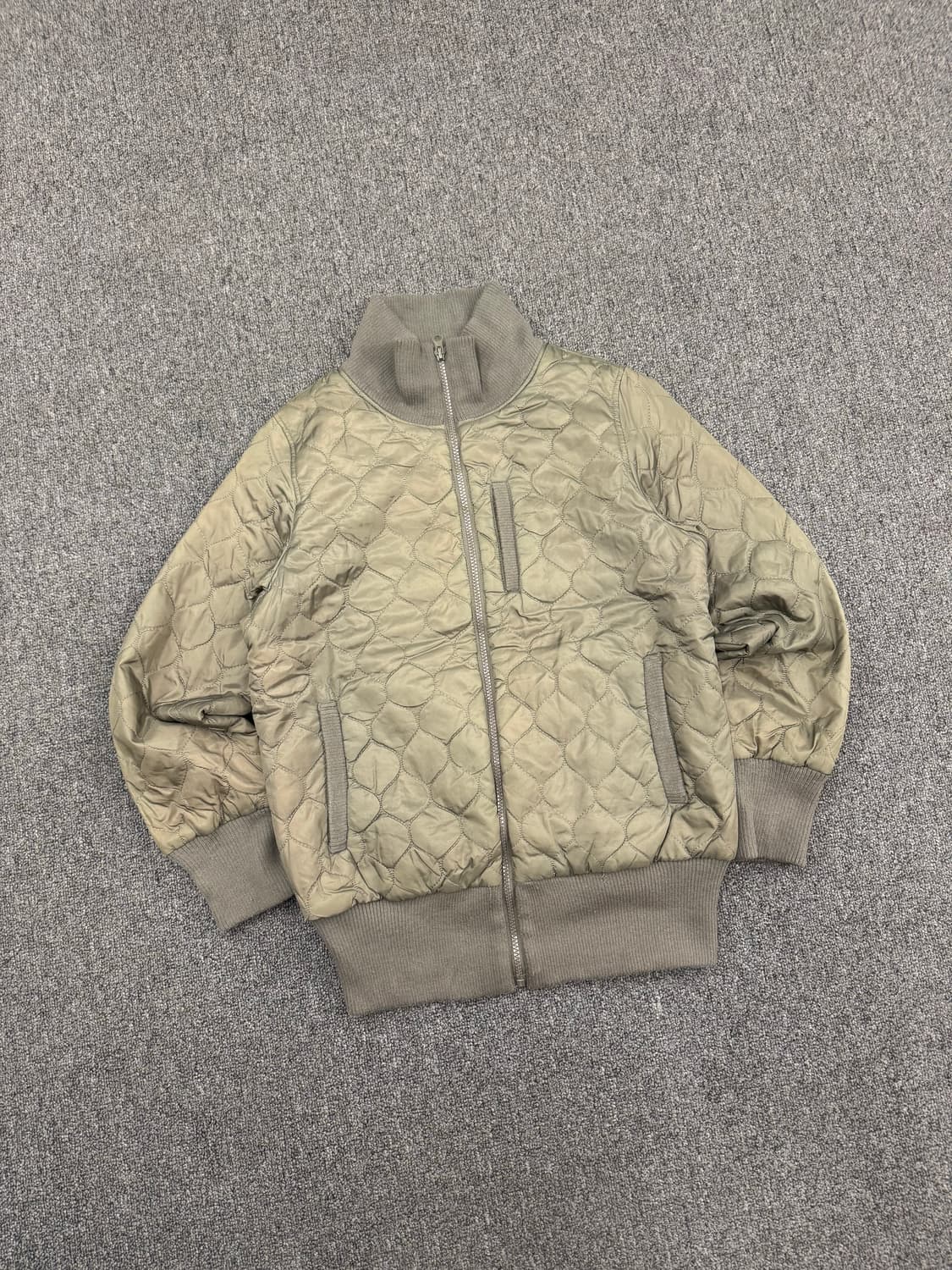 OS)Japanese vintag 여성 올리브 퀄팅 패딩 점퍼 상품이미지1