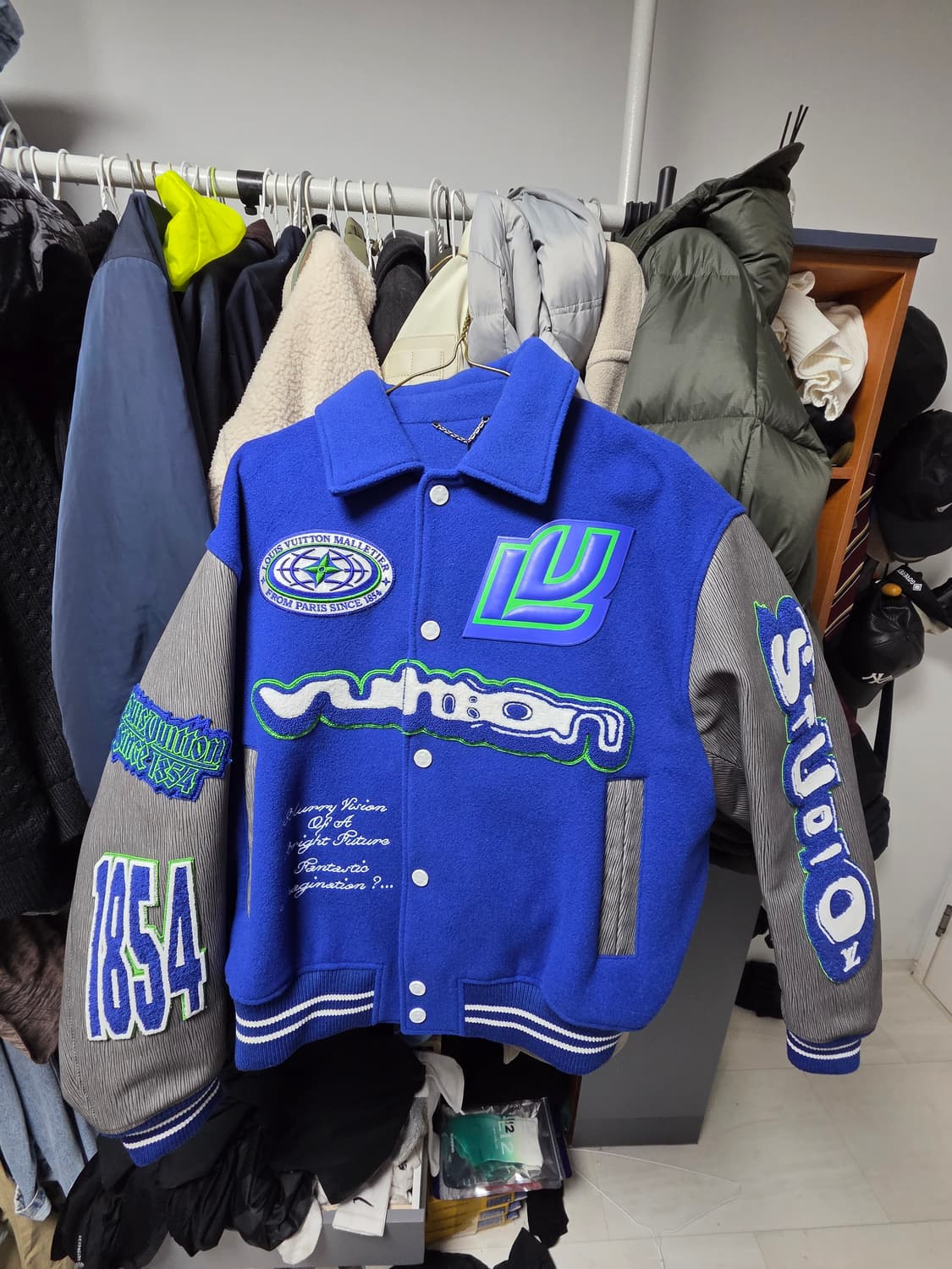 루이비통 엠브로이드 바시티자켓 상품이미지3