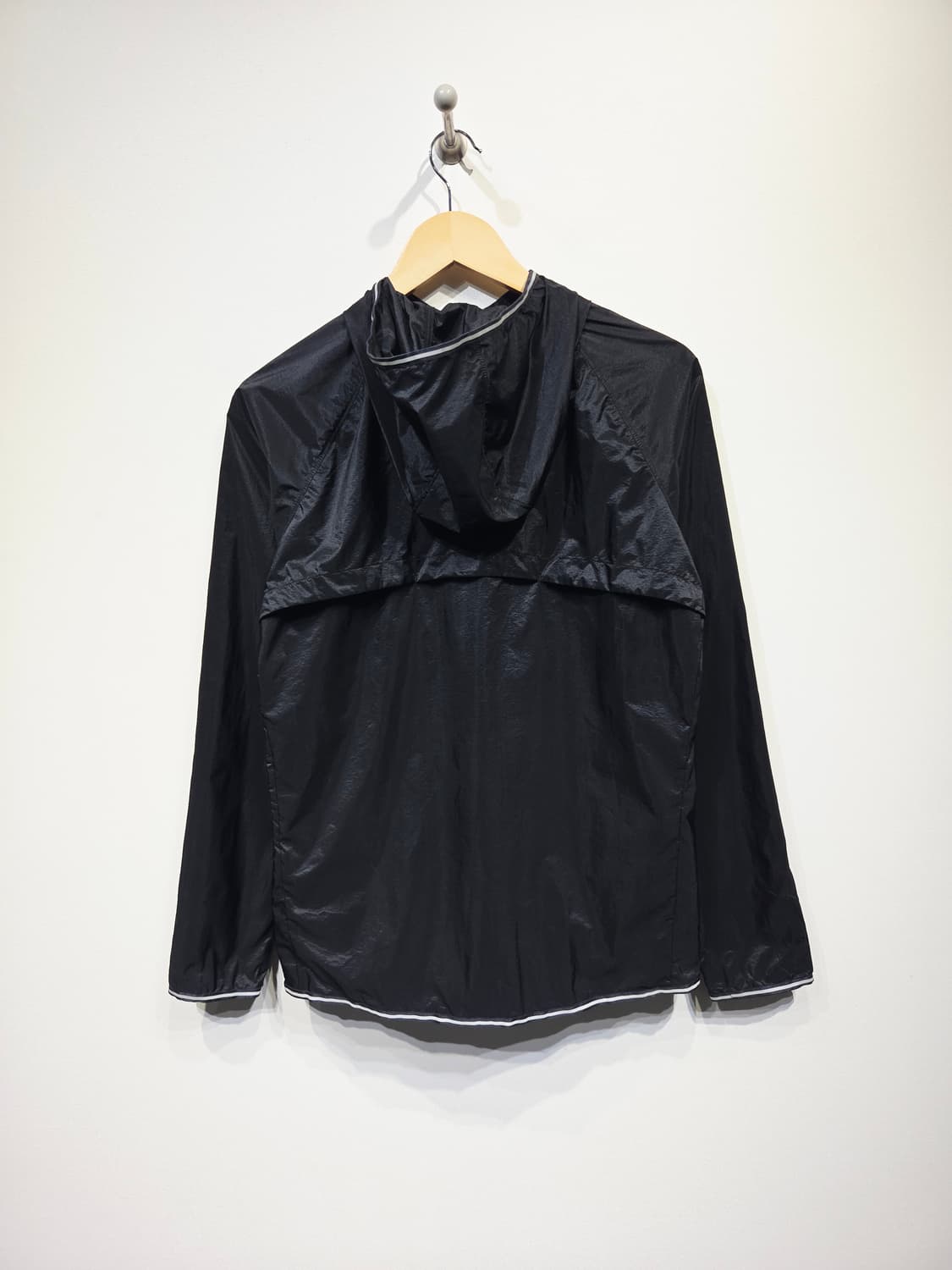 언더아머(Under Armour) RUN 팩어블 초경량 바람막이 자켓 상품이미지5