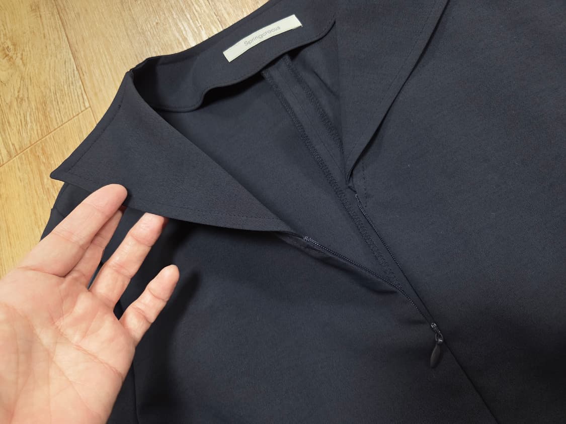 스프링크로커스(springcrocus) 네이비 카라 지퍼원피스 새상품 상품이미지7