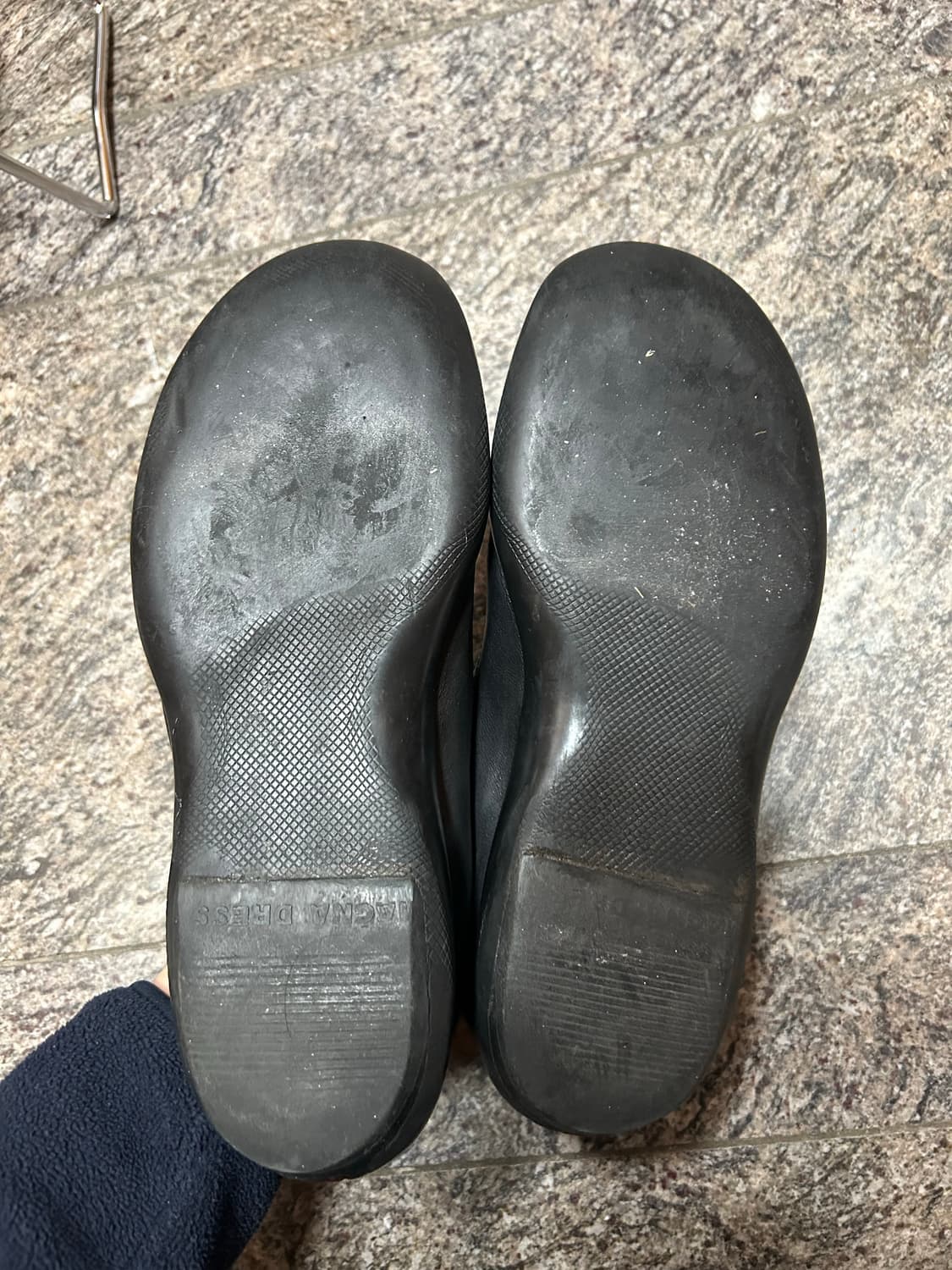 프라다 스포츠 스티치 로퍼 상품이미지4