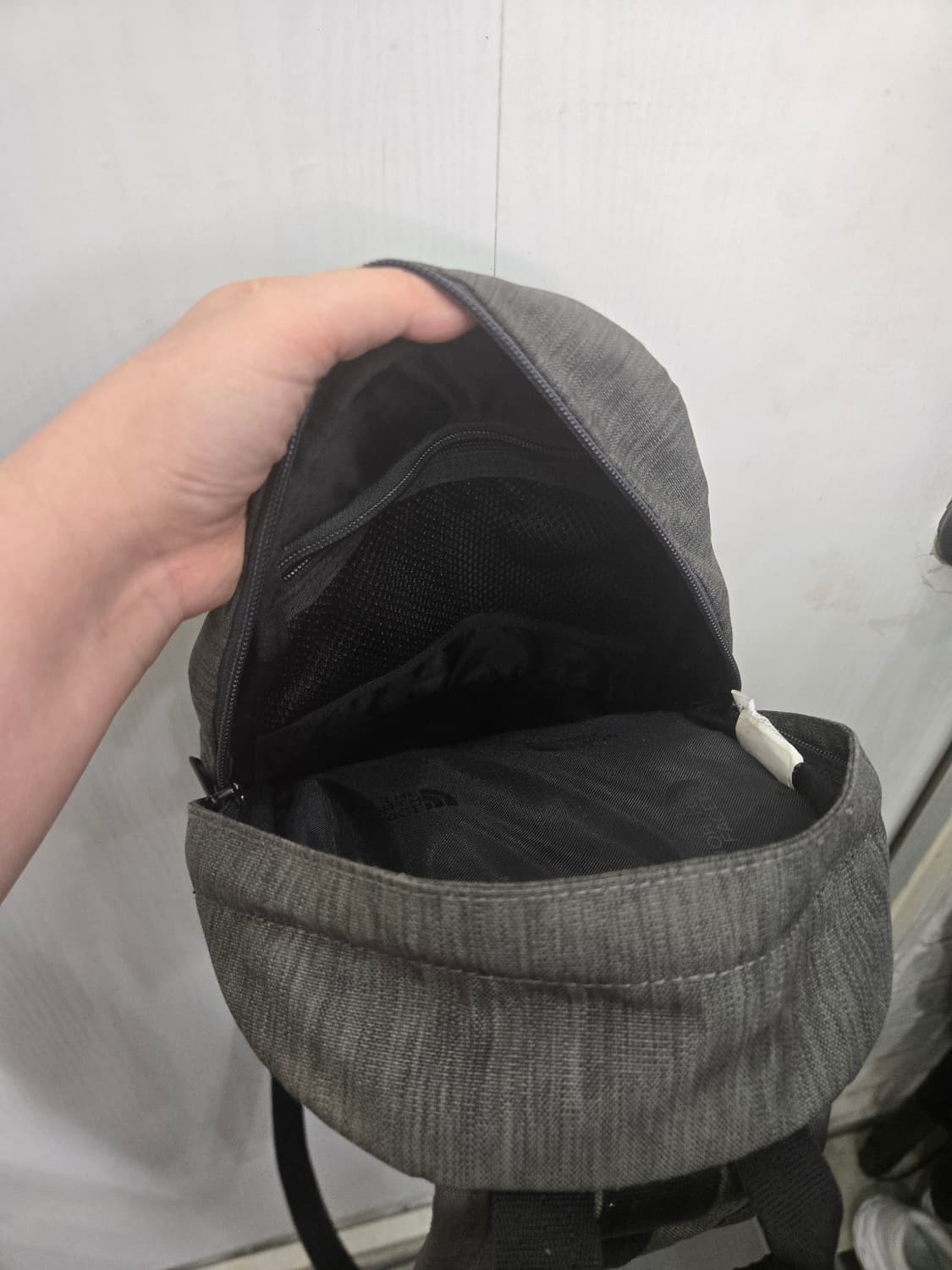THE NORTH FACE 노스페이스 힙색 가방! 그레이 색상~ 상품이미지5