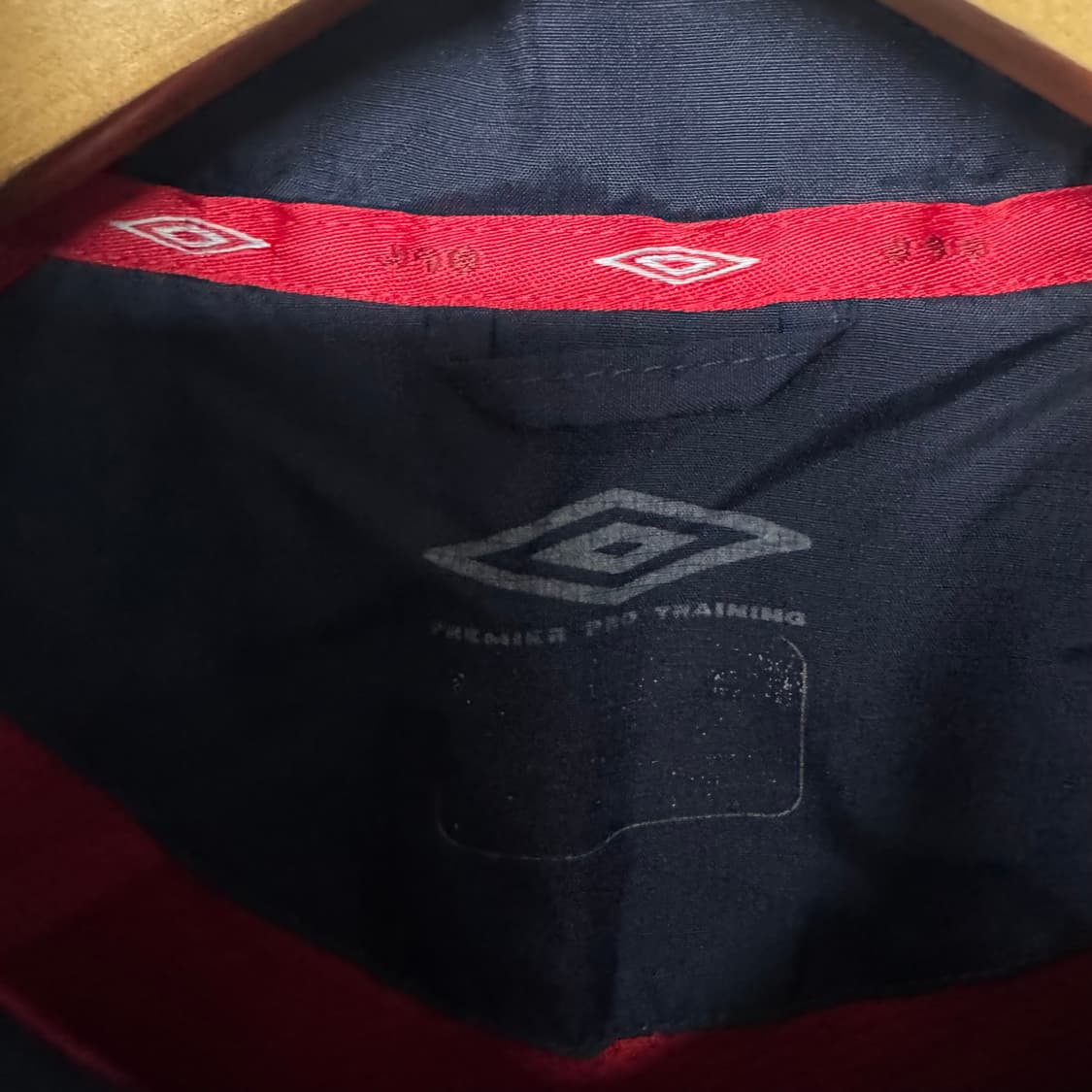 엄브로 잉글랜드 아노락바람막이집업 상품이미지3