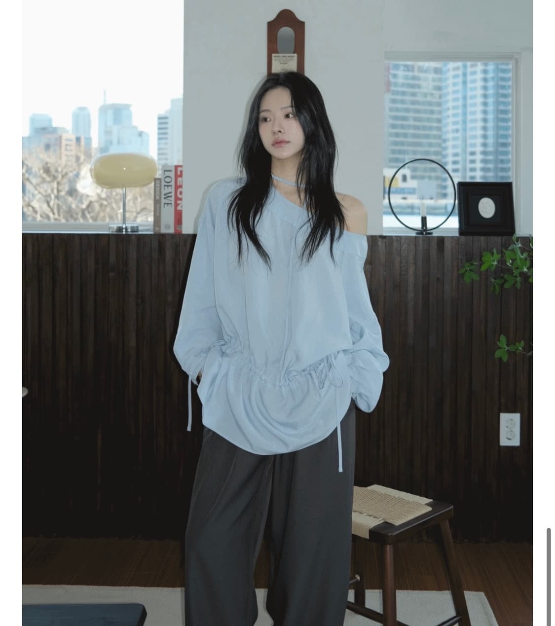 오프숄더 스트링 블라우스 상품이미지1