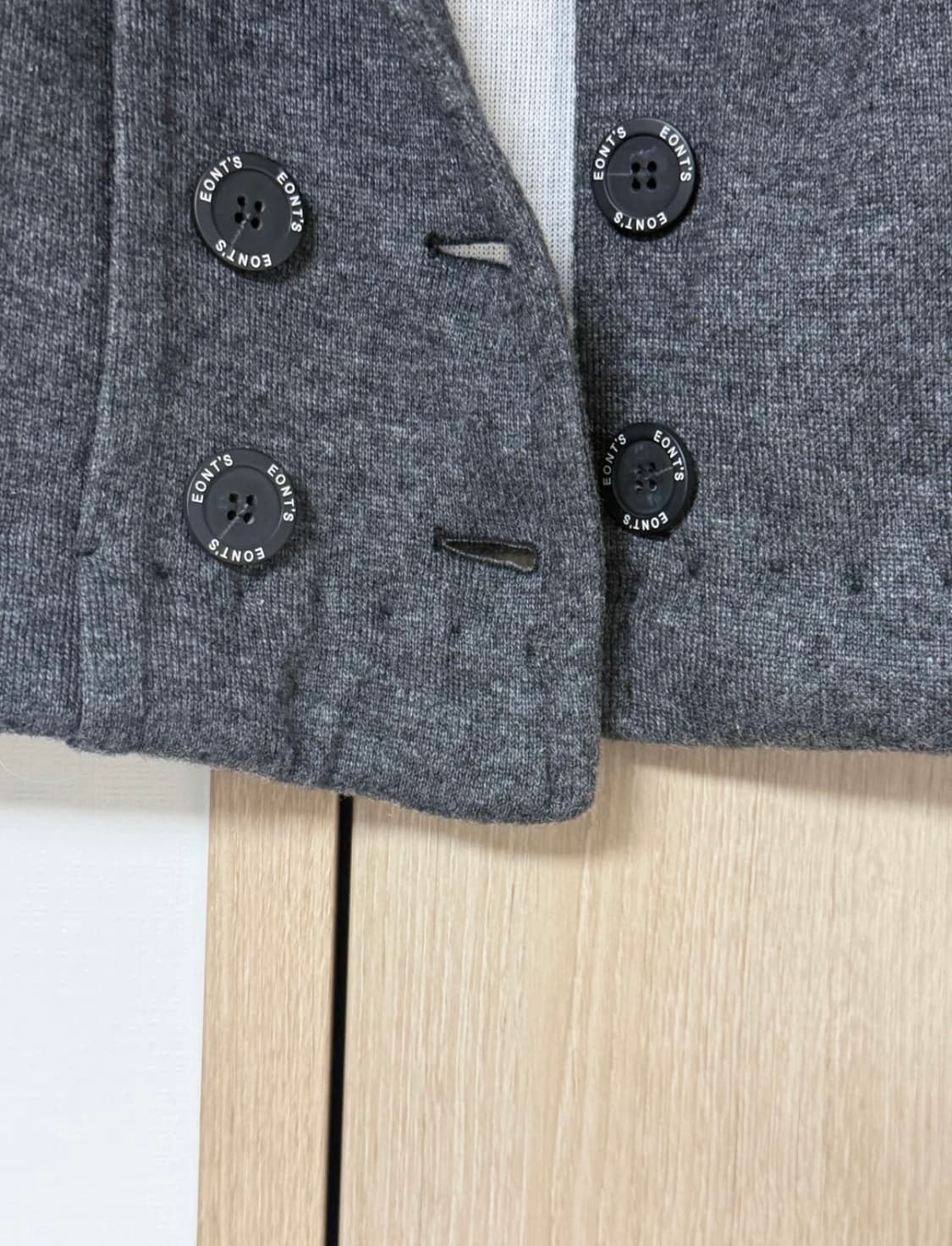 Eonts classic wool cardigan 상품이미지4