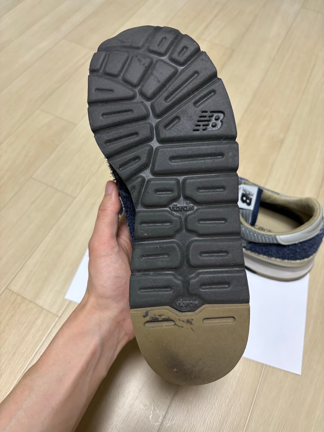 칼하트 WIP x 뉴발란스 990v1 250 상품이미지8