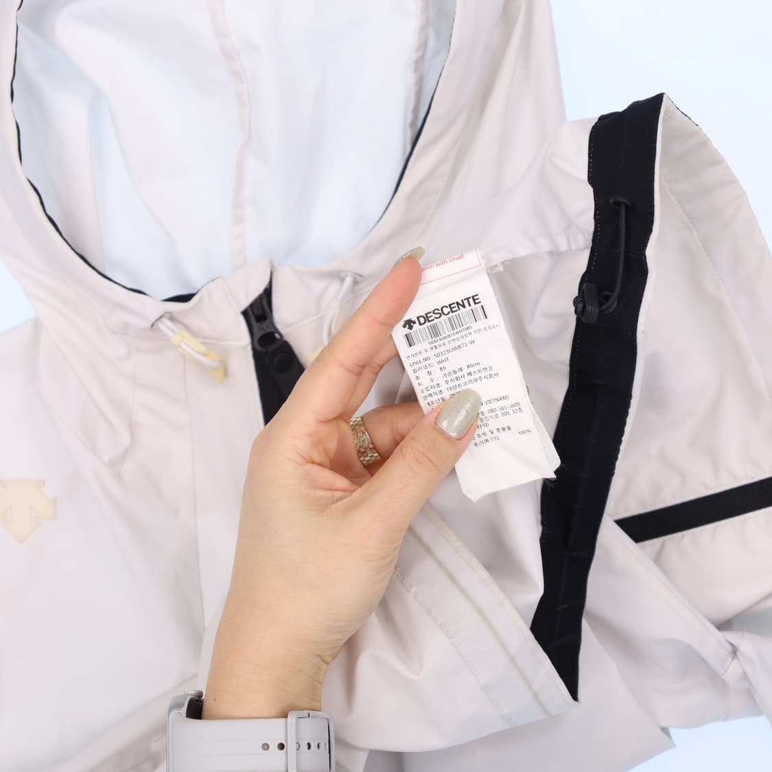 [85] 데상트 여성 후드 바람막이 자켓 0115J 상품이미지4