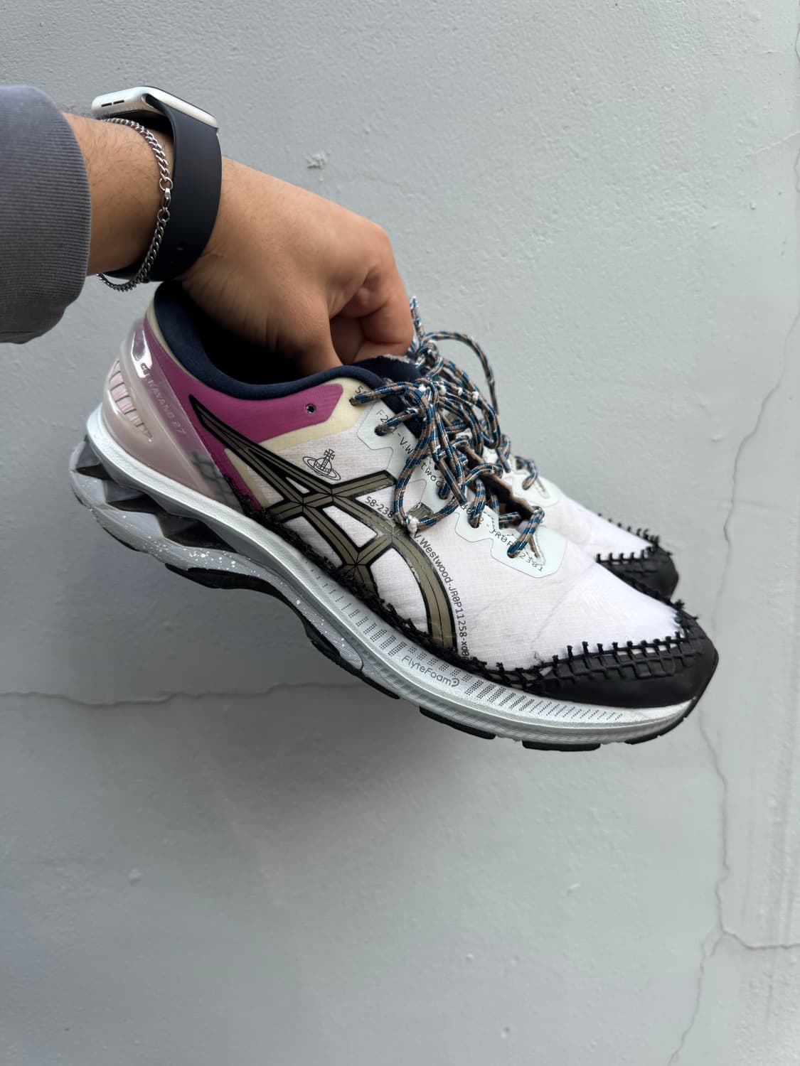 아식스 x 비비안 웨스트우드 스니커즈 상품이미지2