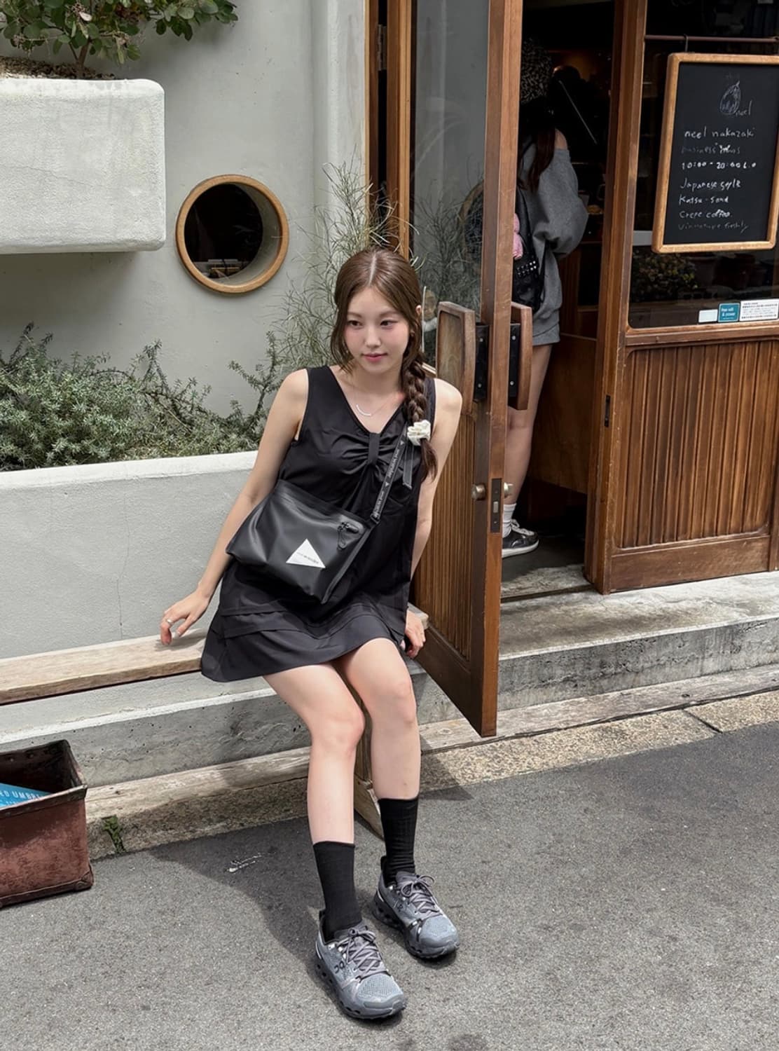 블랙원피스 상품이미지2