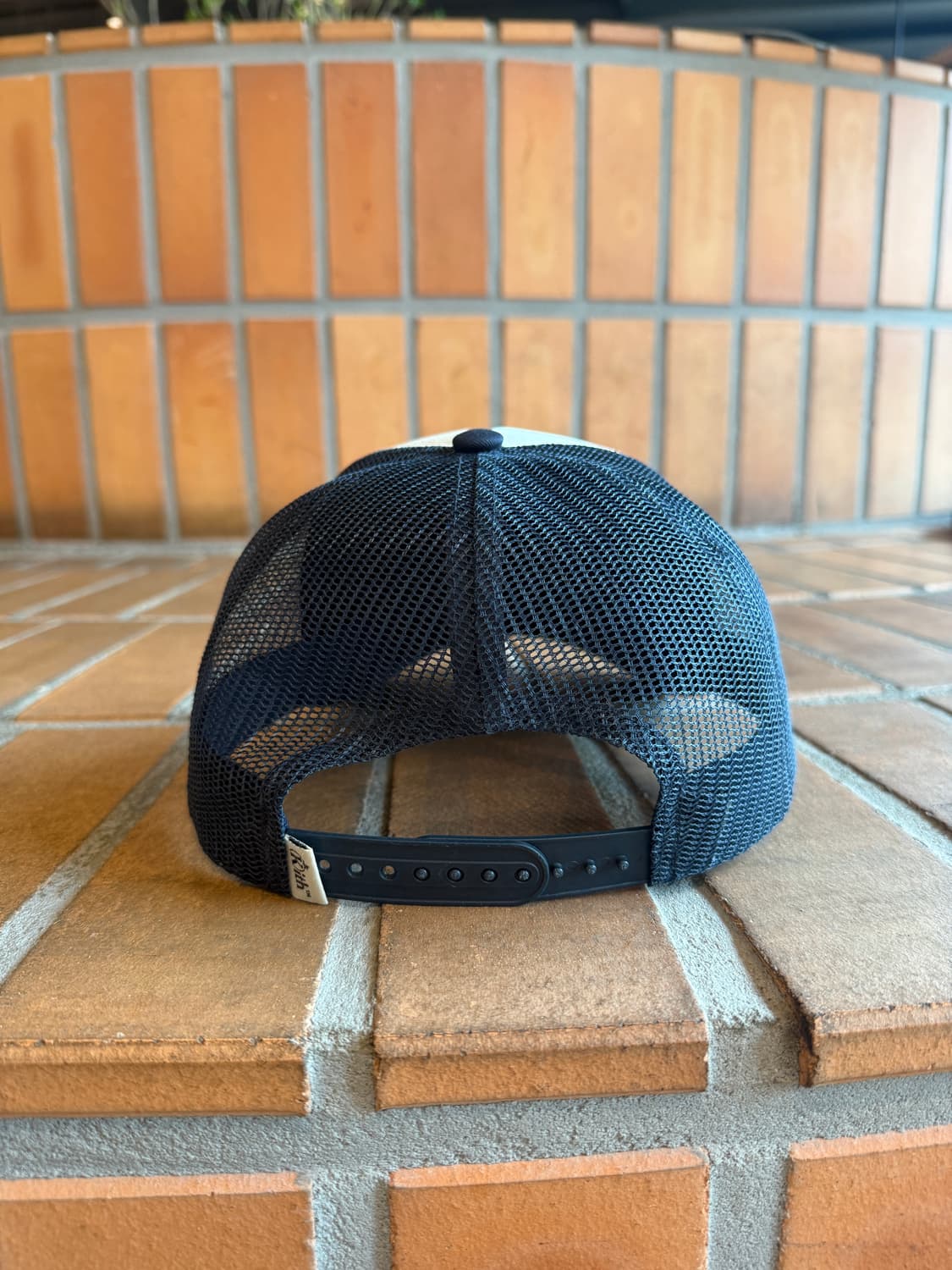 KITH Exclusive Trucker Cap 키스 트러커 모자 상품이미지3