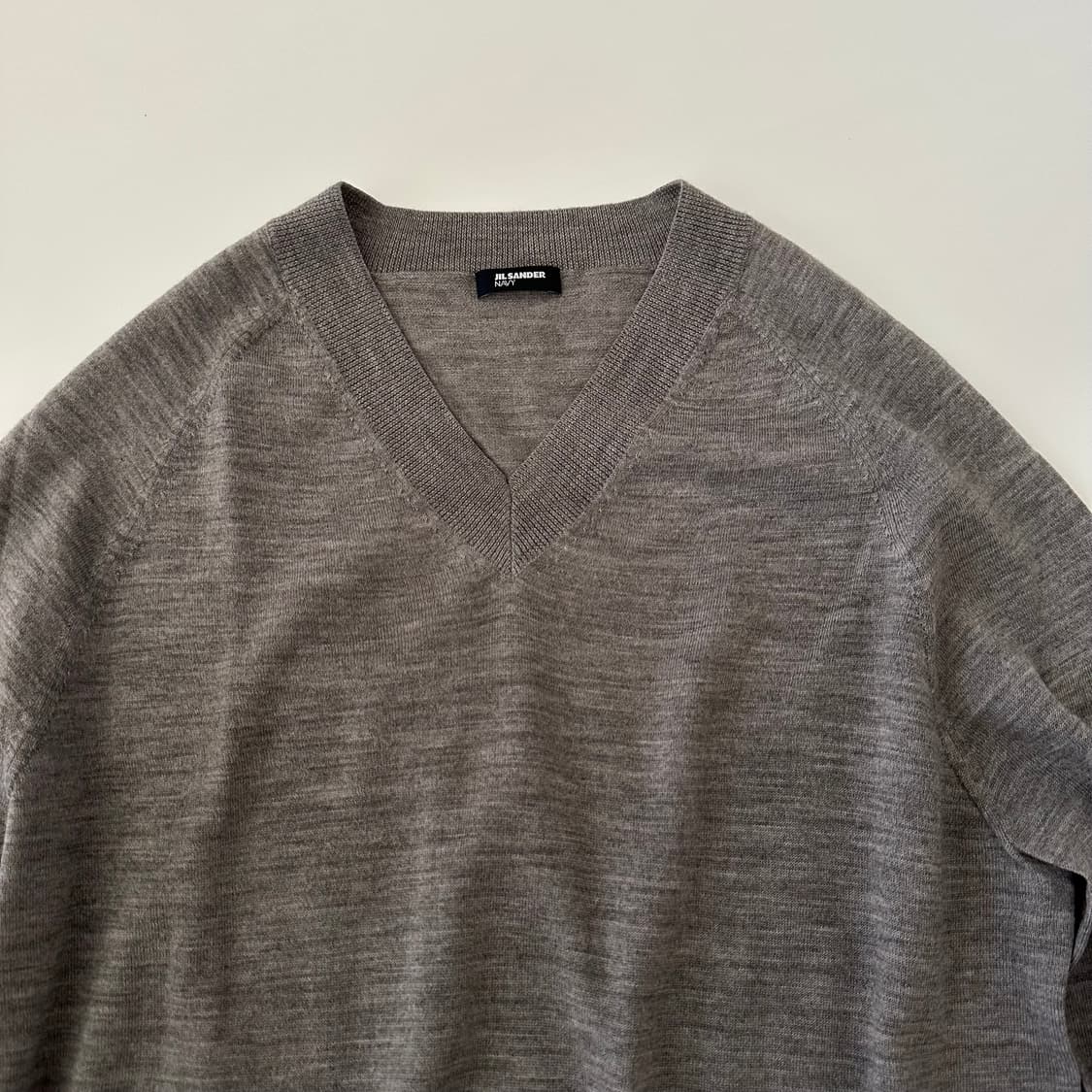 질샌더 jil sander navy 브이넥 울 니트 상품이미지2
