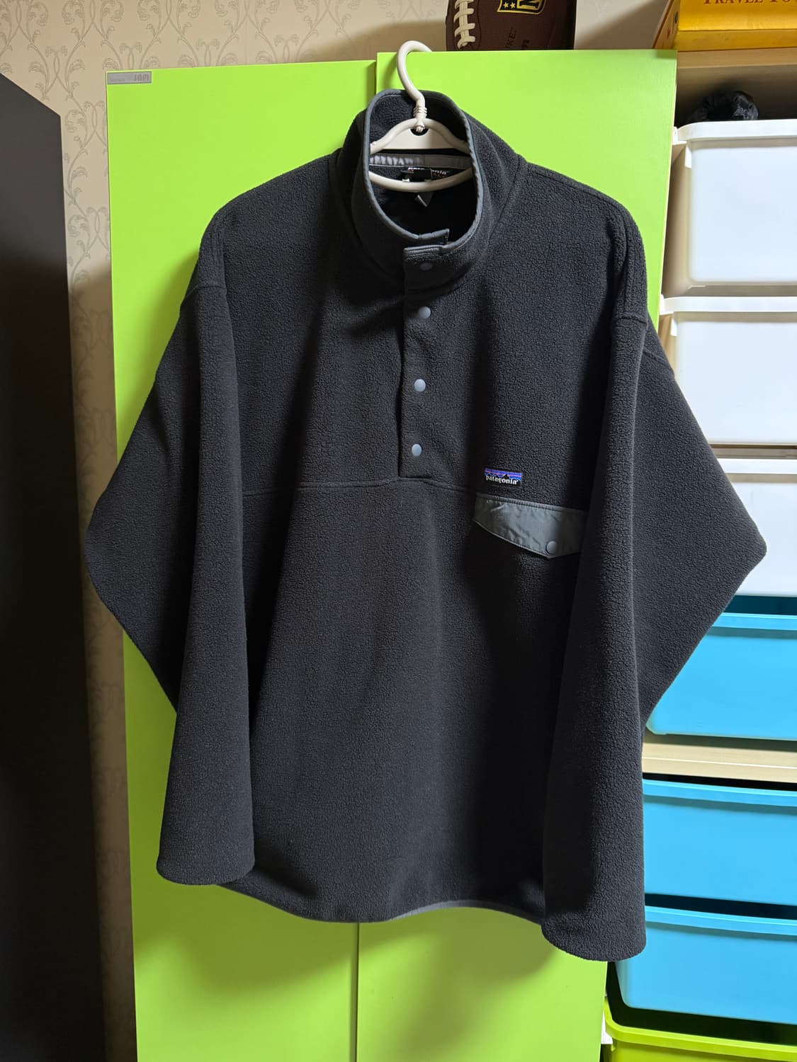 파타고니아 신칠라 블랙 포지그레이 헤비웨이트 상품이미지2